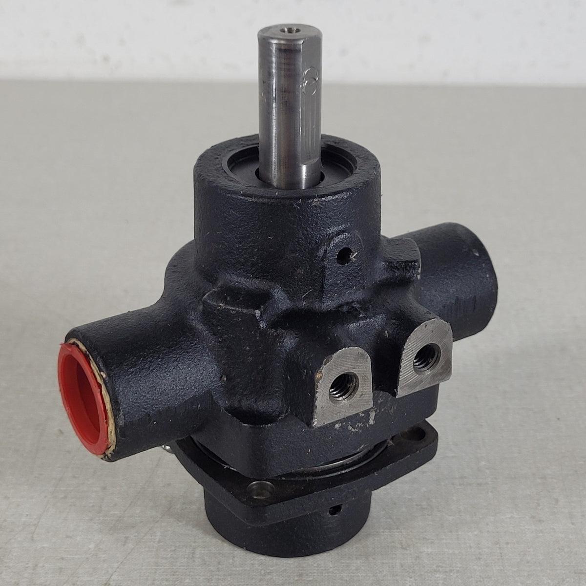 Cast Iron Agricultural Sprayer Pump Dual Threaded Ports PTO Shaft Untested