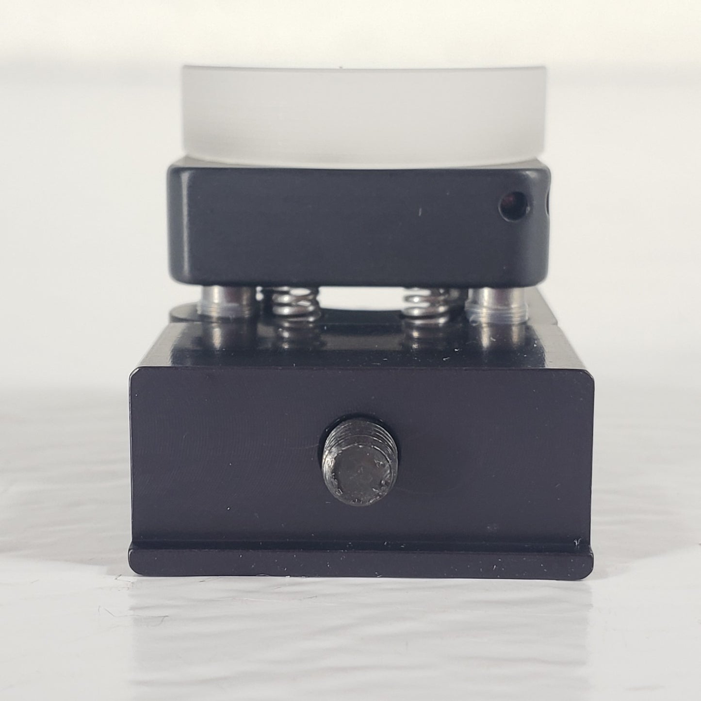 NEWPORT U50-P Series Mount w/25mm Diameter Transparent Disk, Laser Optics
