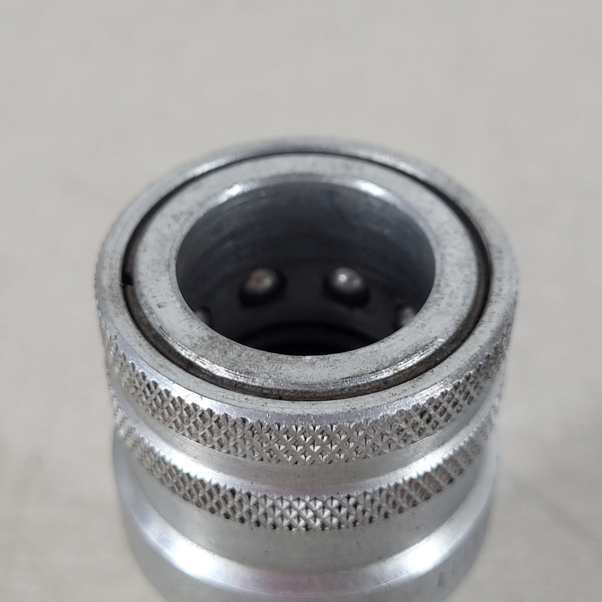 Parker Bruning 1/2" Female Hydraulic Quick Disconnect Coupler Steel