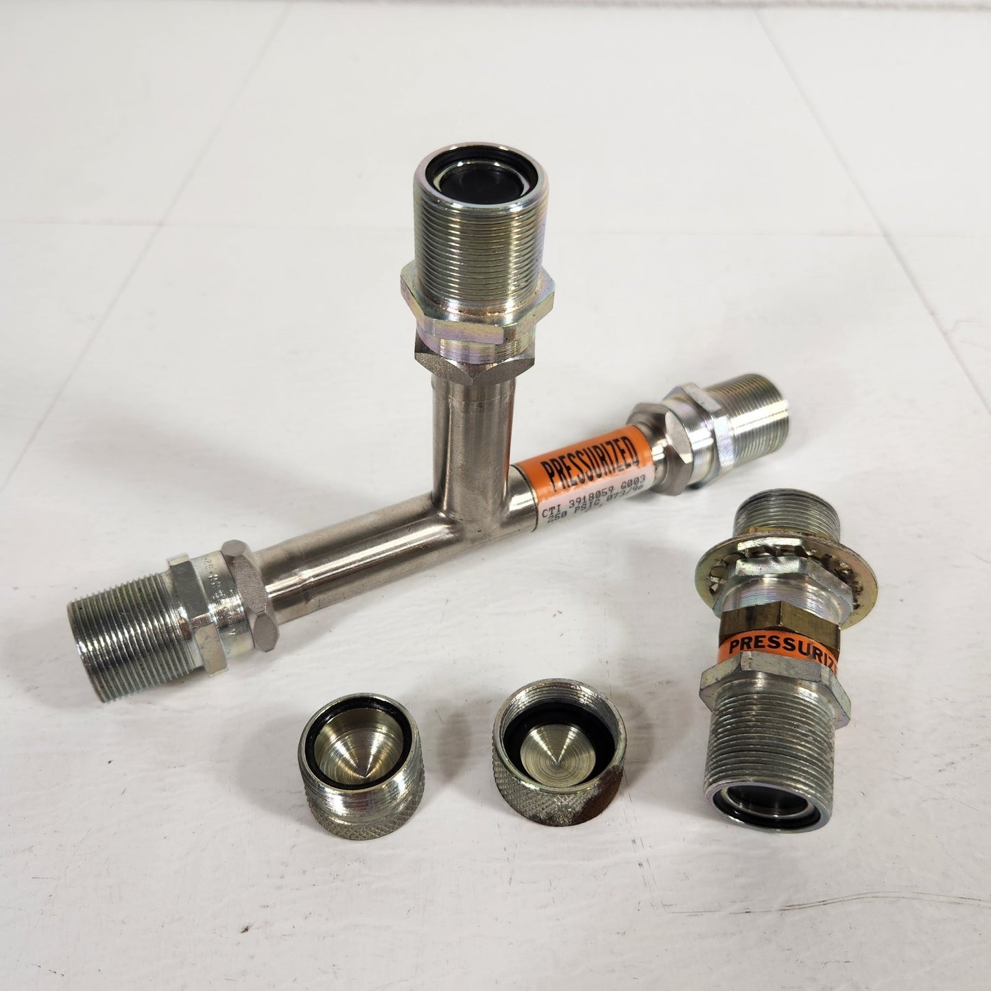 CTI Cryogenics 3918059 Helium Line Tee Coupler End Caps Cryo-Torr Lot