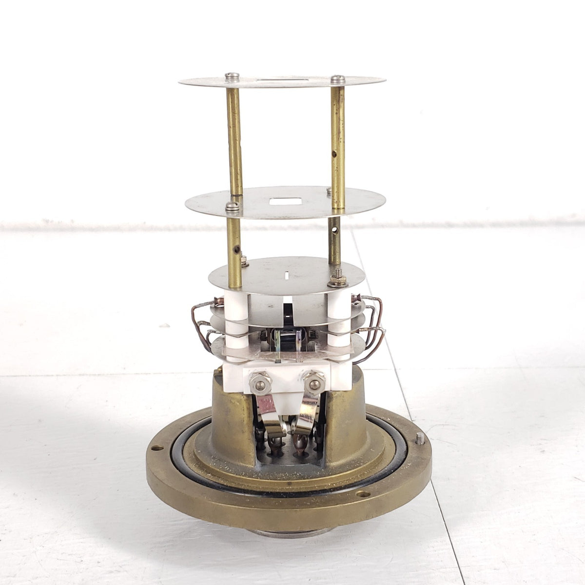 Veeco MS9 MS90 Helium Leak Detector Ion Source Assembly Needs Rebuild
