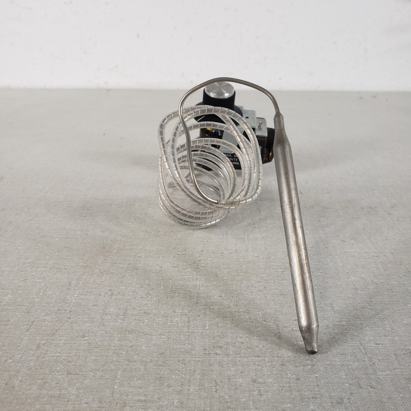 White Rodgers E12 Type 261-204 Thermostat Style C2 CAT  Max Temp 265°F
