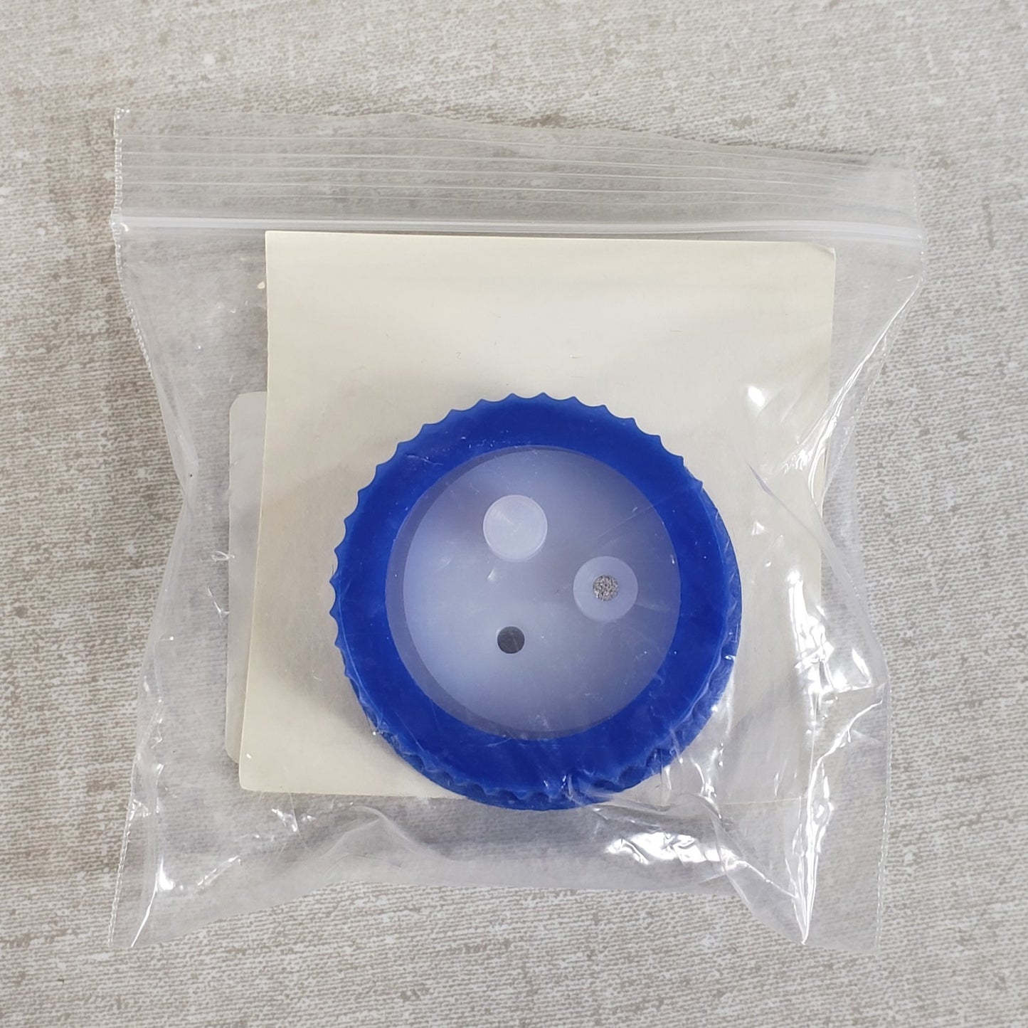 Lot of 4 Shimadzu 220-91411-00 Blue Injection Molded Bottle Cap Assemblies