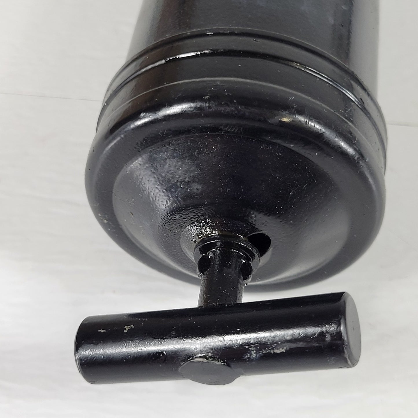 Industrial Lever Action Grease Gun, Max 3000 PSI Pressure, Great Condition