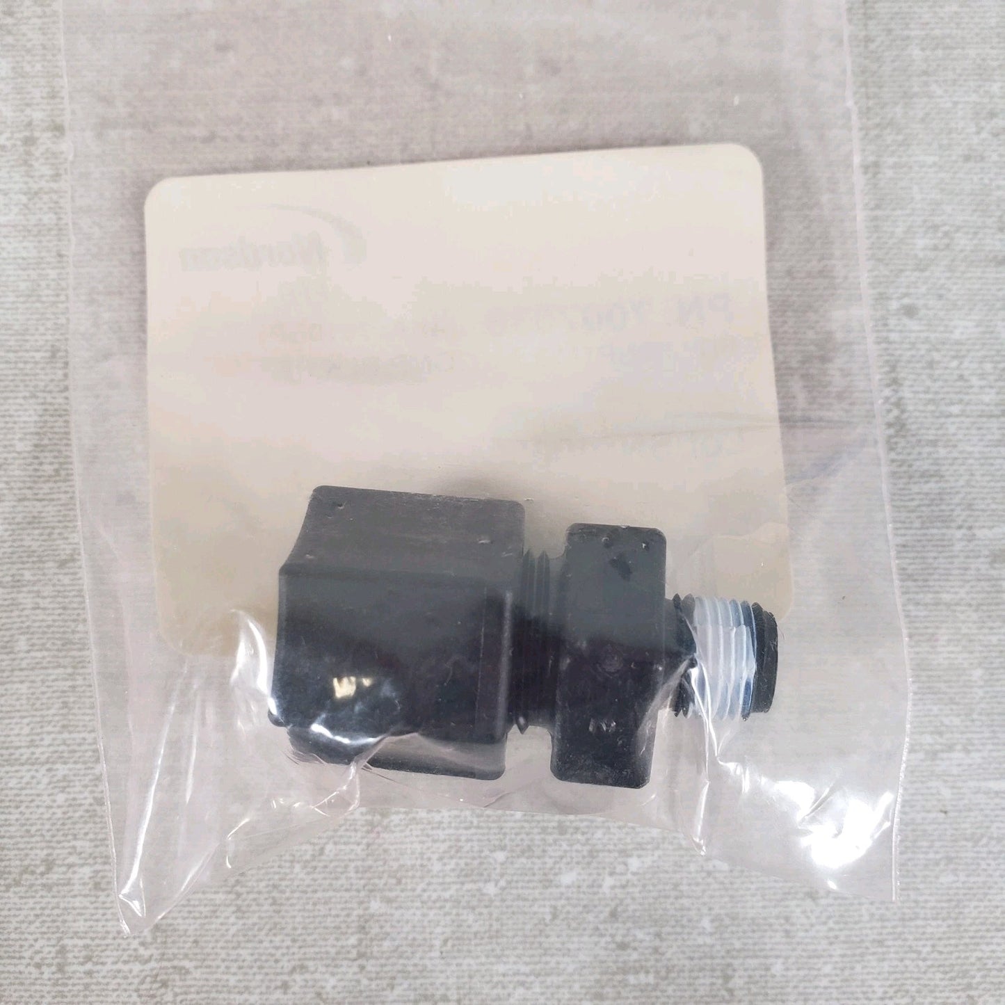 NORDSON EFD 7007038, 7021499 1/8NPTM x 3/8 Comp. PP, 1/8MPT - 1/4 Comp. ELB PP