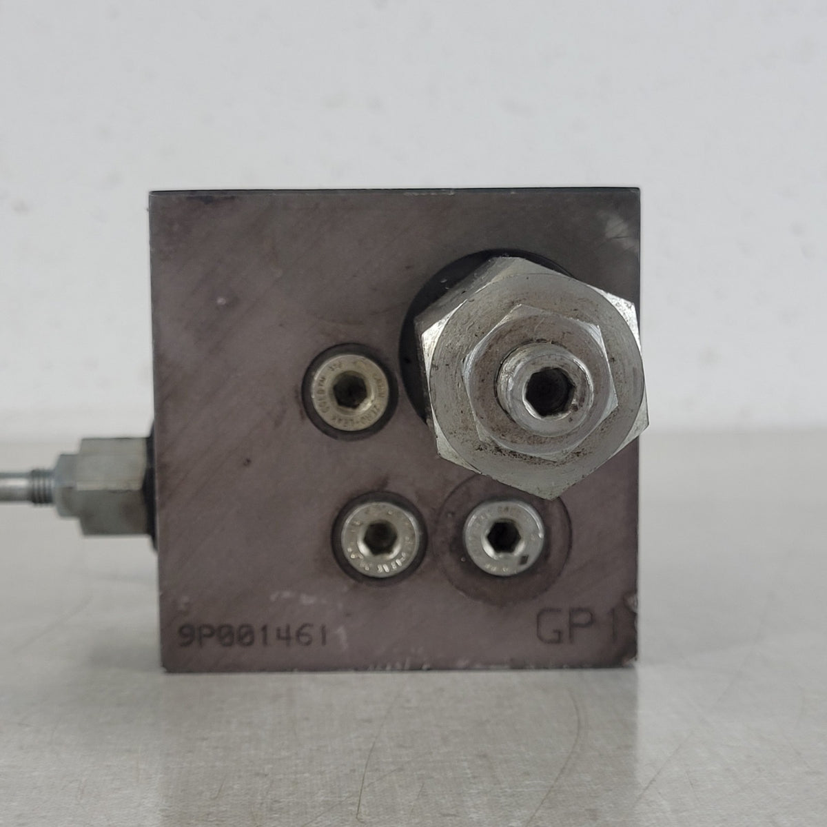 Sterling Hydraulics 9S003112-C Hydraulic Flow Divider Valve Untested