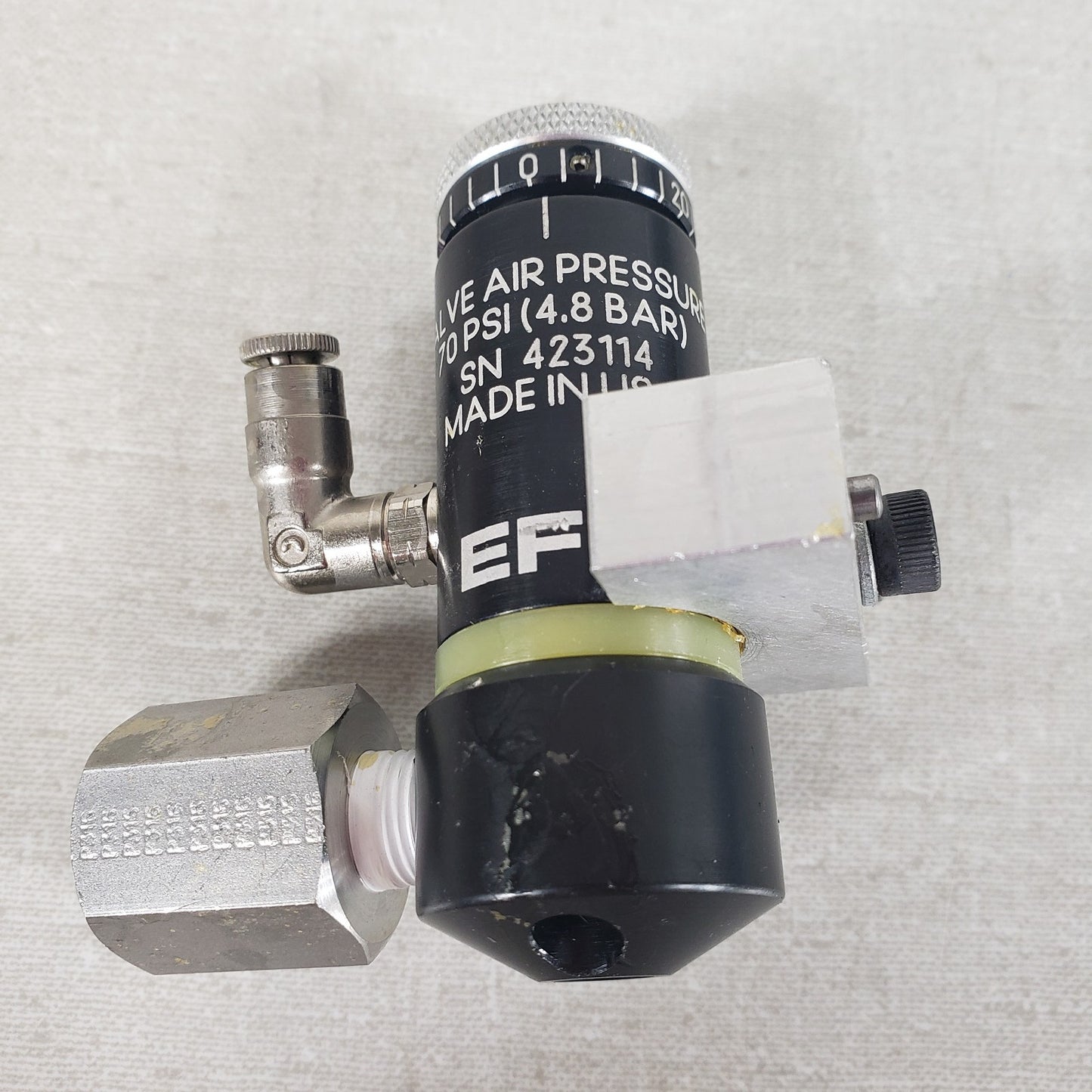 EFD 70 psi/4.8 Bar Valve Pneumatic Air Pressure Dispensing Control Valve