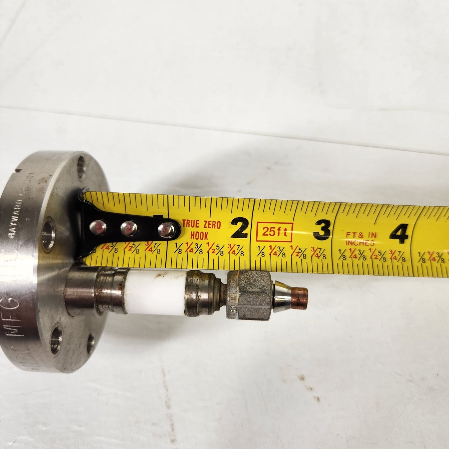 MDC 2.75" CF Dual 1/4" Swagelok Electrically Isolated Fluid Feedthrough