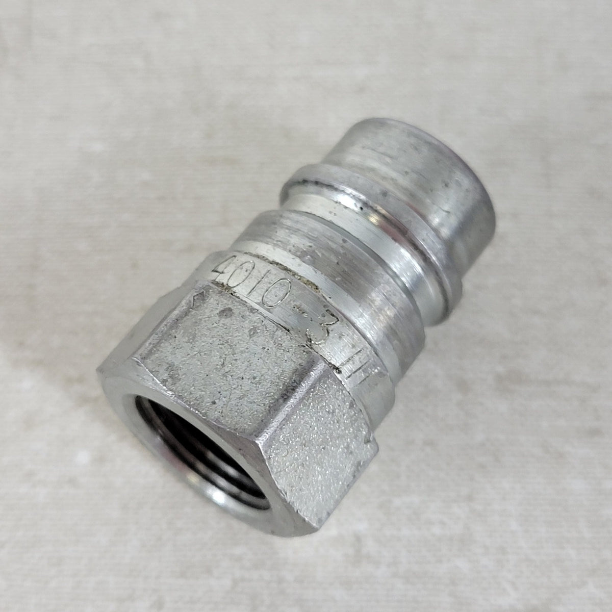 Parker Pioneer 4010-3 3/8" NPTF Male Hydraulic Quick Coupler Plug 3000 PSI