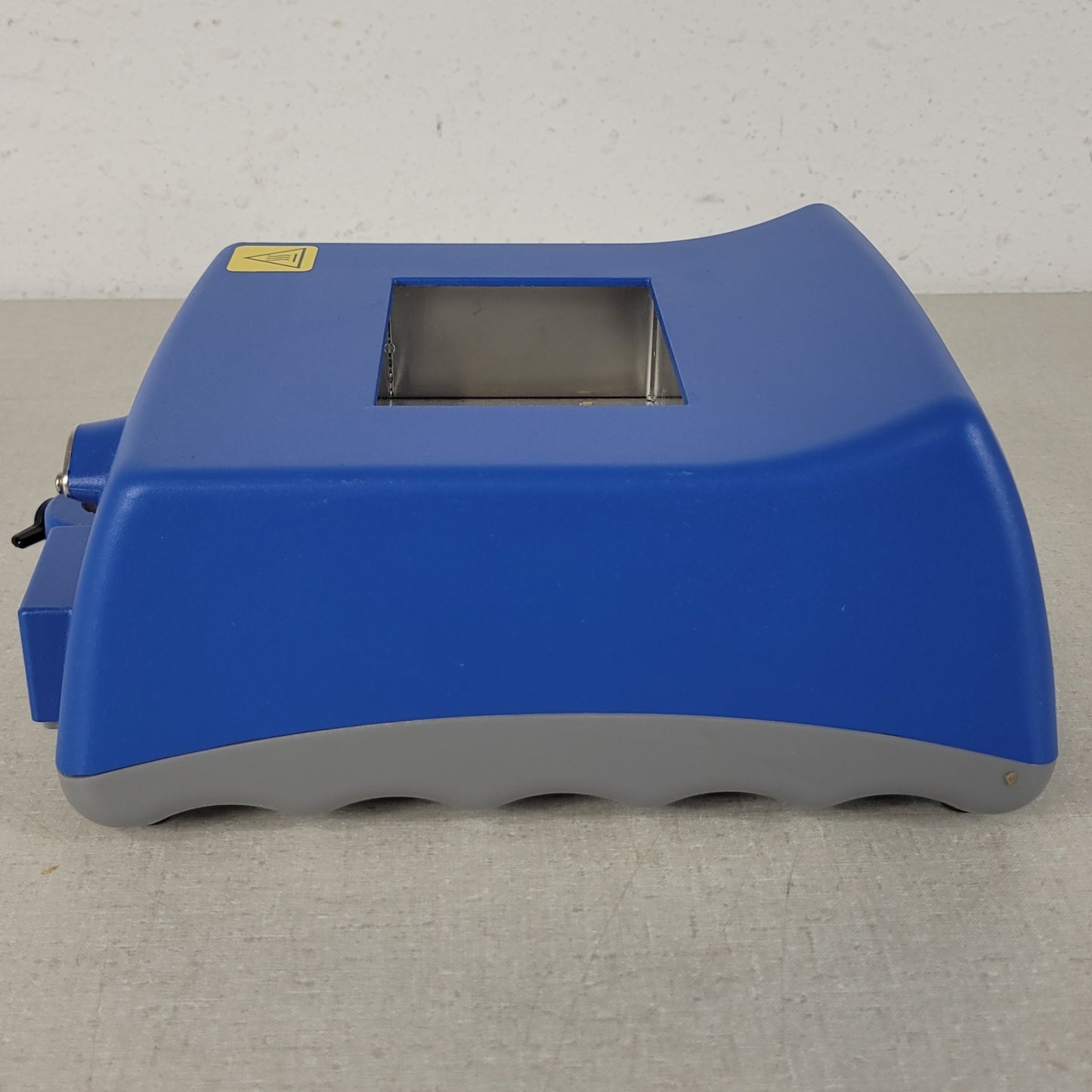 NEW OPEN BOX VWR 13259-050 Digital Heatblock Dry Bath Incubator Block Heater