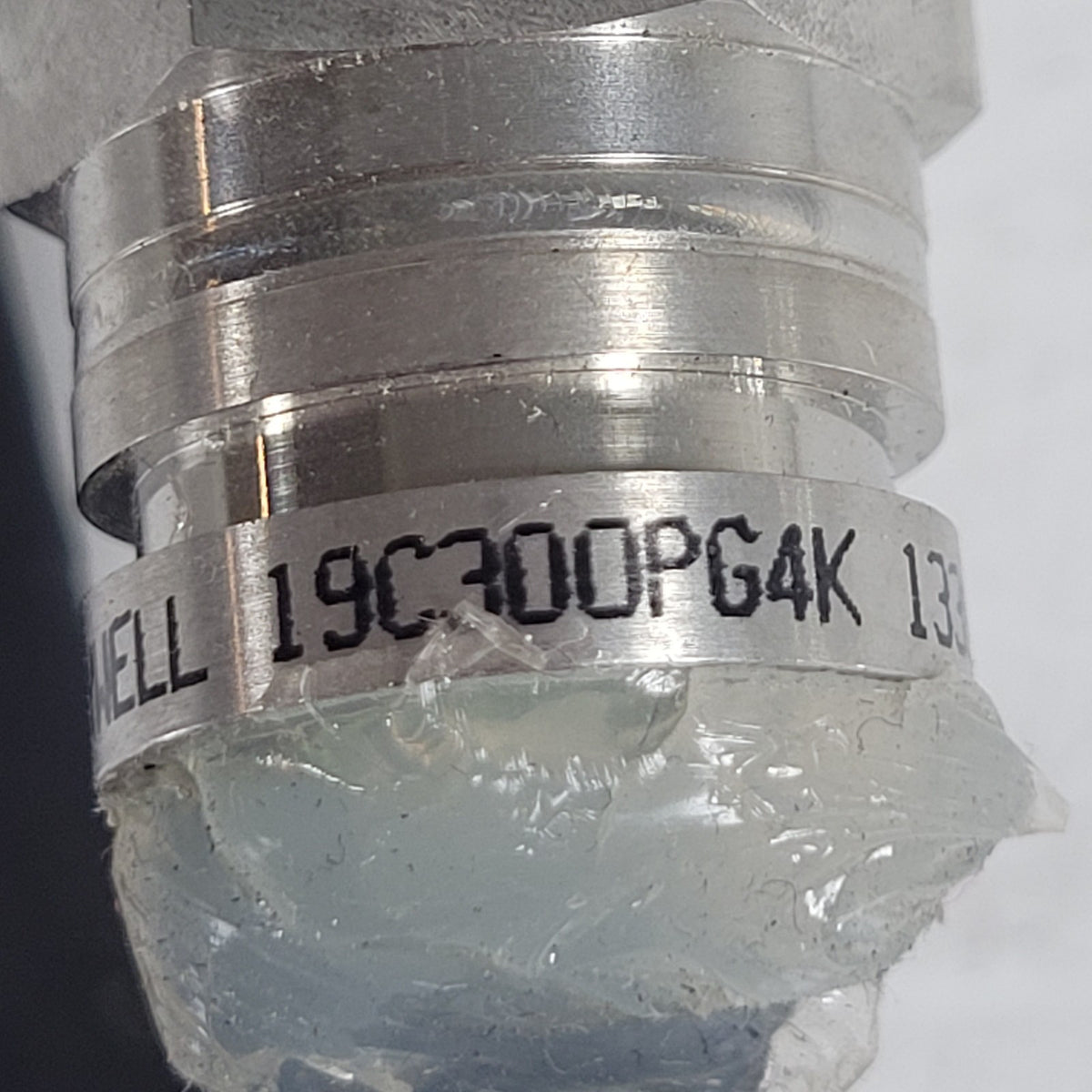 Motorized PEEK Stainless Fluid Control Valve w/ Honeywell 300 PSI Sensor