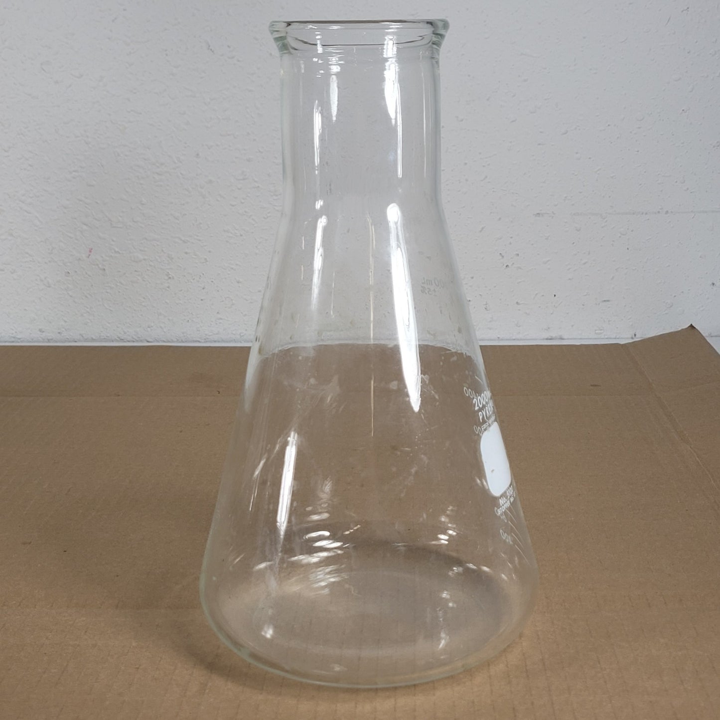 Corning Pyrex No. 5100 Glass 2000mL Erlenmeyer Flask w/Stopper Opening Size 13