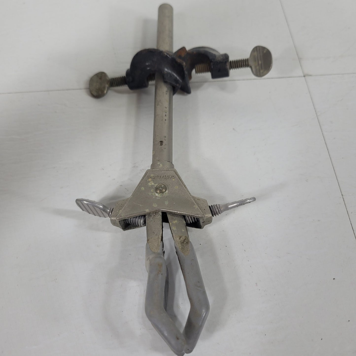 Lot of 2 Fisher Castaloy-R Adjustable 3-Prong Lab Clamps w/ Holders