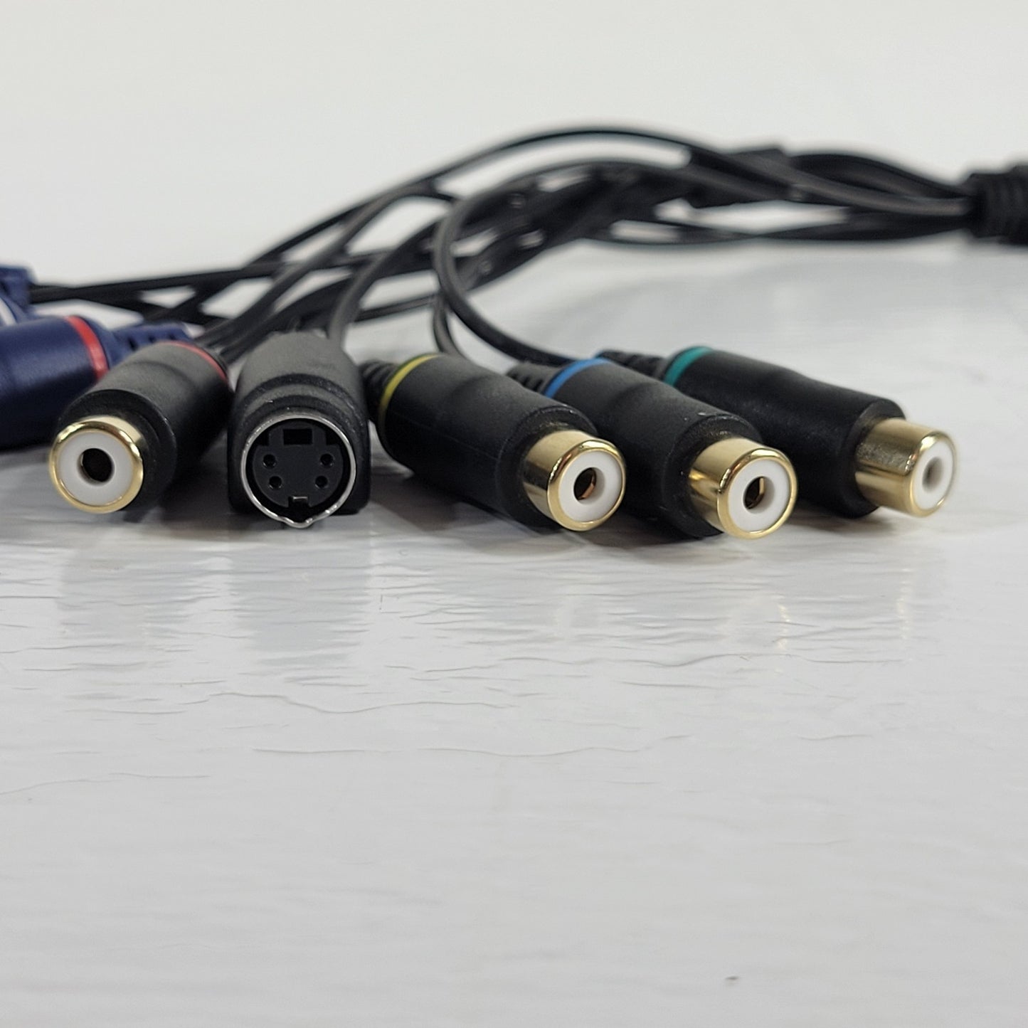 AVERMEDIA HDMI Breakout Cable to Component S-Video for Capture, Y Pb Pr Audio