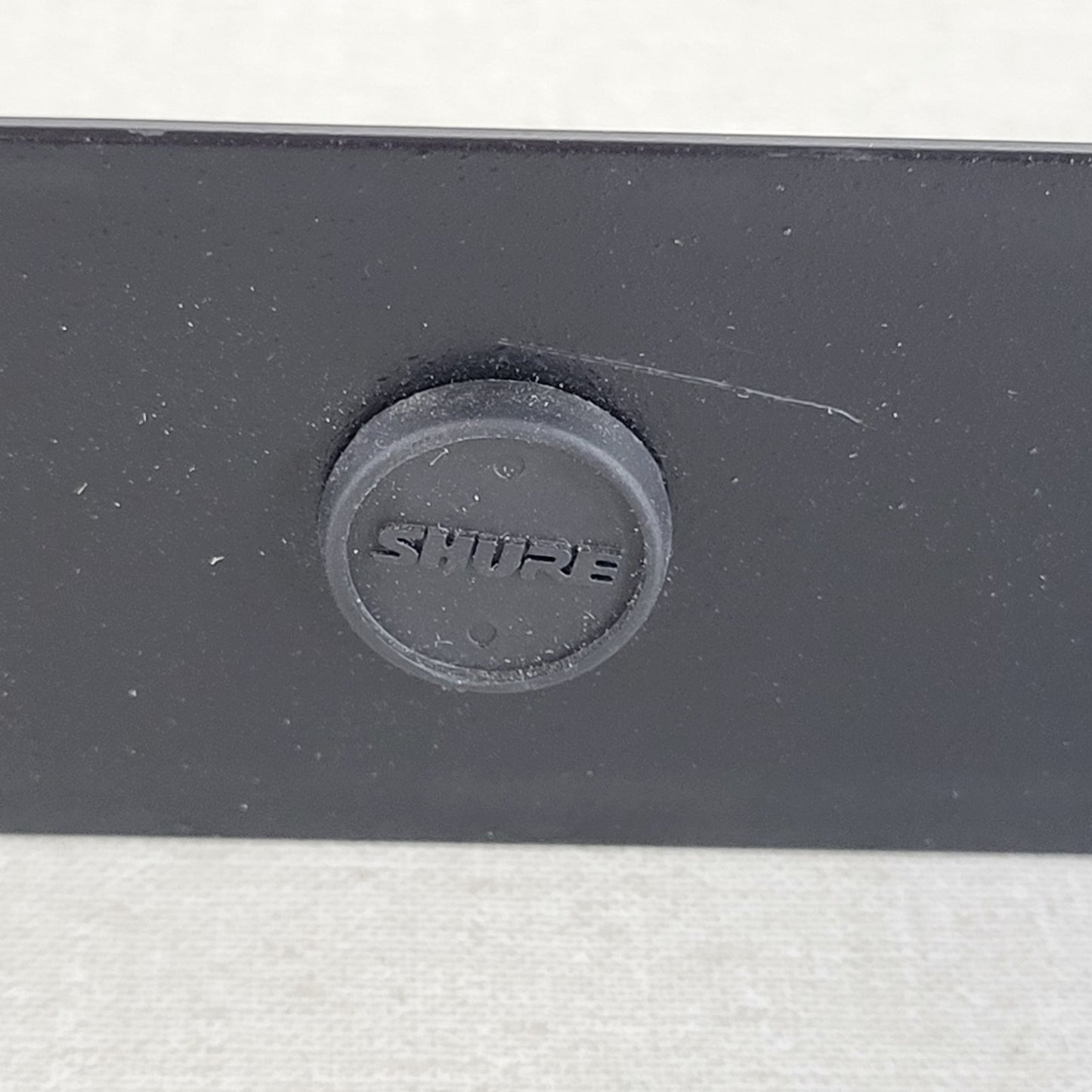SHURE Two Single Rack Mounting Kits For Shure ULXS4 & ULXP4 Audio Recievers