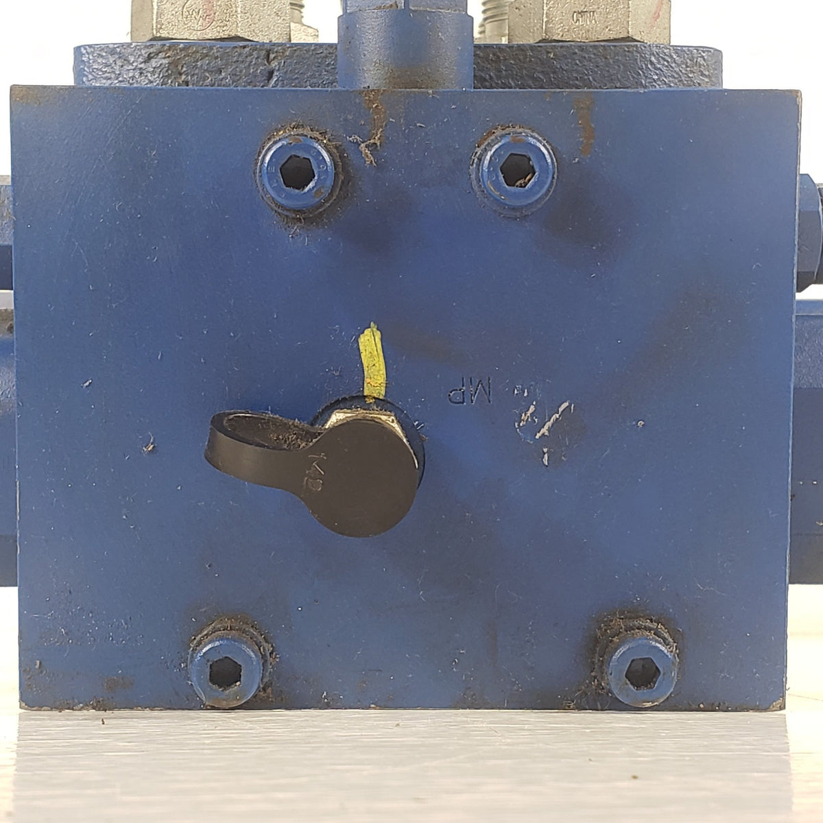 Bosch Rexroth R901176571 M6 3-Spool Hydraulic Control Valve Bank UNTESTED