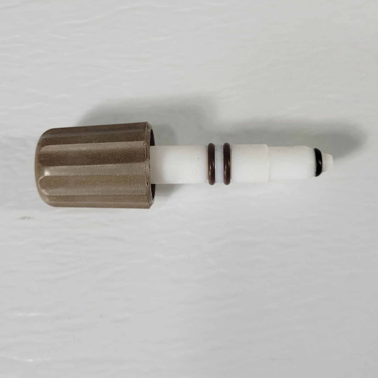Two CHEMGLASS PTFE 0-8mm High Vacuum Valve Plugs for High Vacuum Systems, Brown