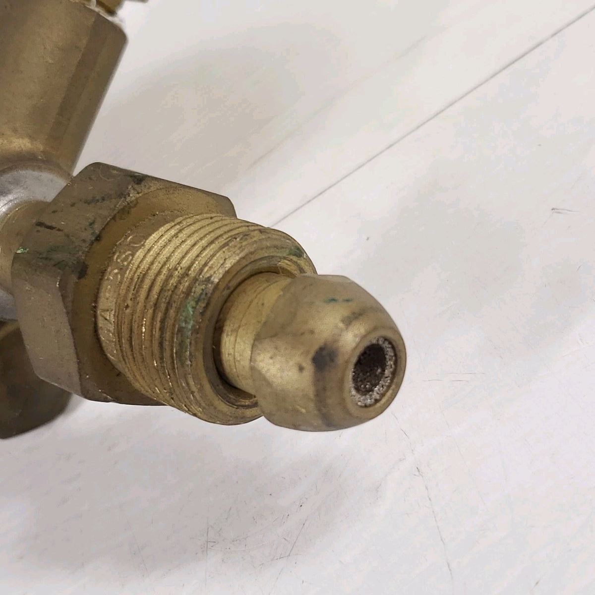NCG Chemetron CGA-580 Inert Gas Regulator Dual Gauge 0-100 PSI Nitrogen Argon