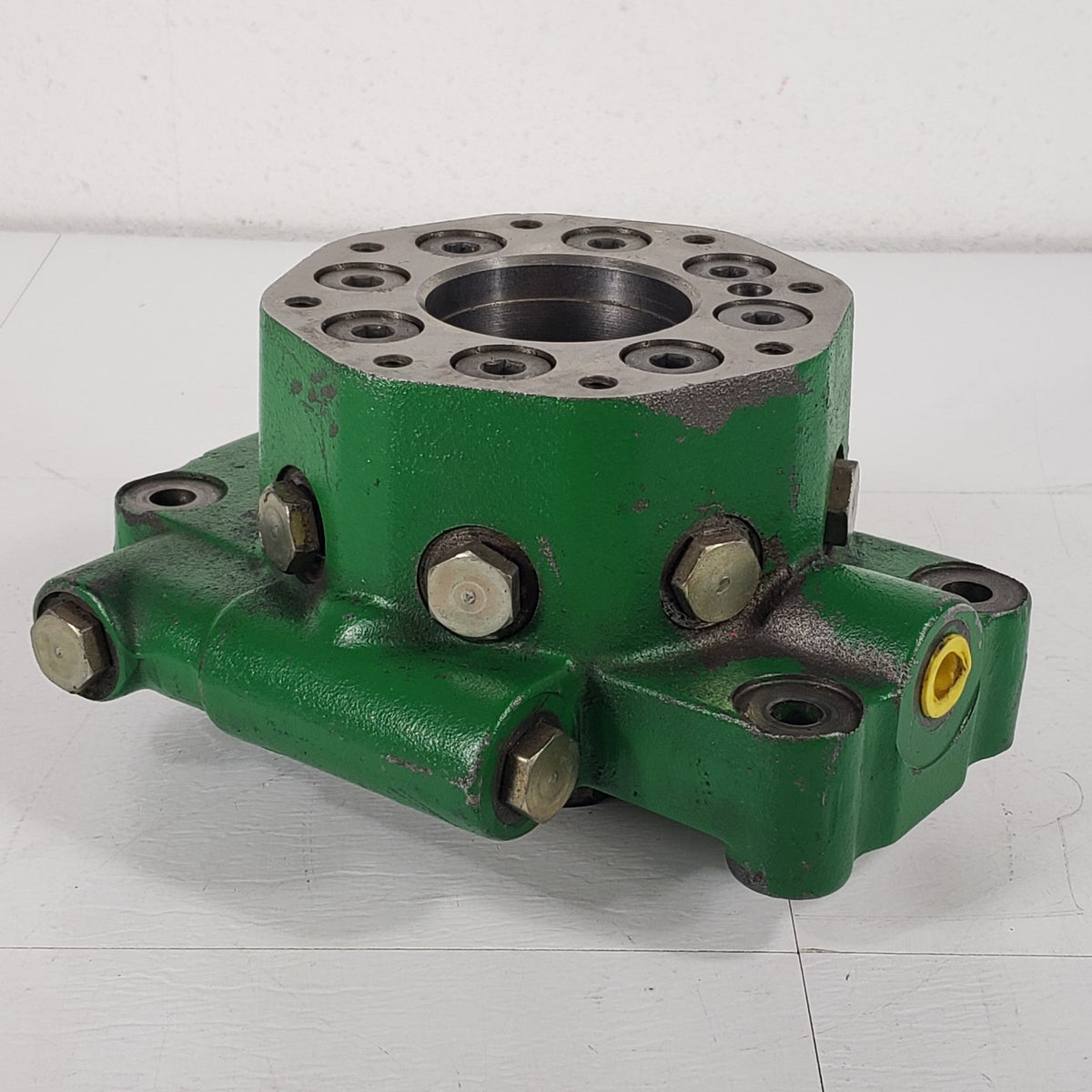 John Deere 8-Piston Tractor Hydraulic Pump Housing Assembly OEM For Parts