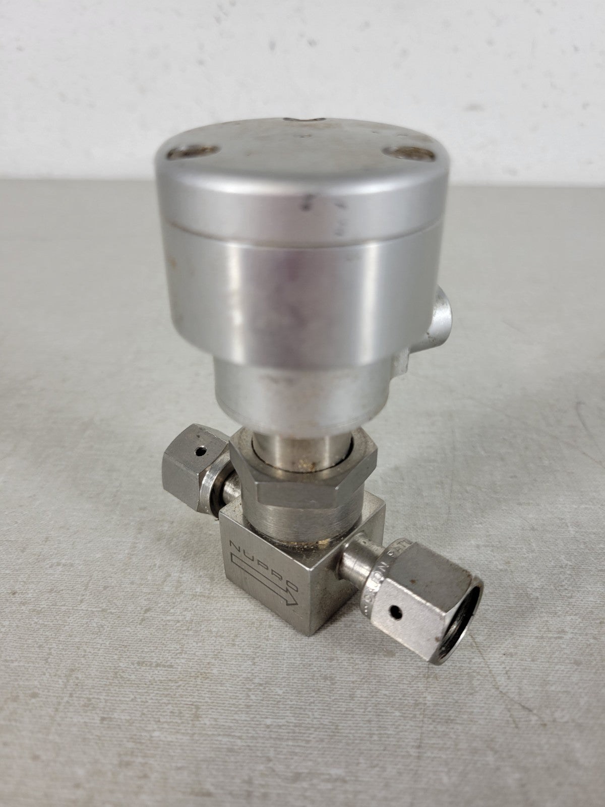 Swagelok NUPRO SS-4BK-1C-9AGAA Stainless Steel Bellows Sealed Valve 1/4" Fitting