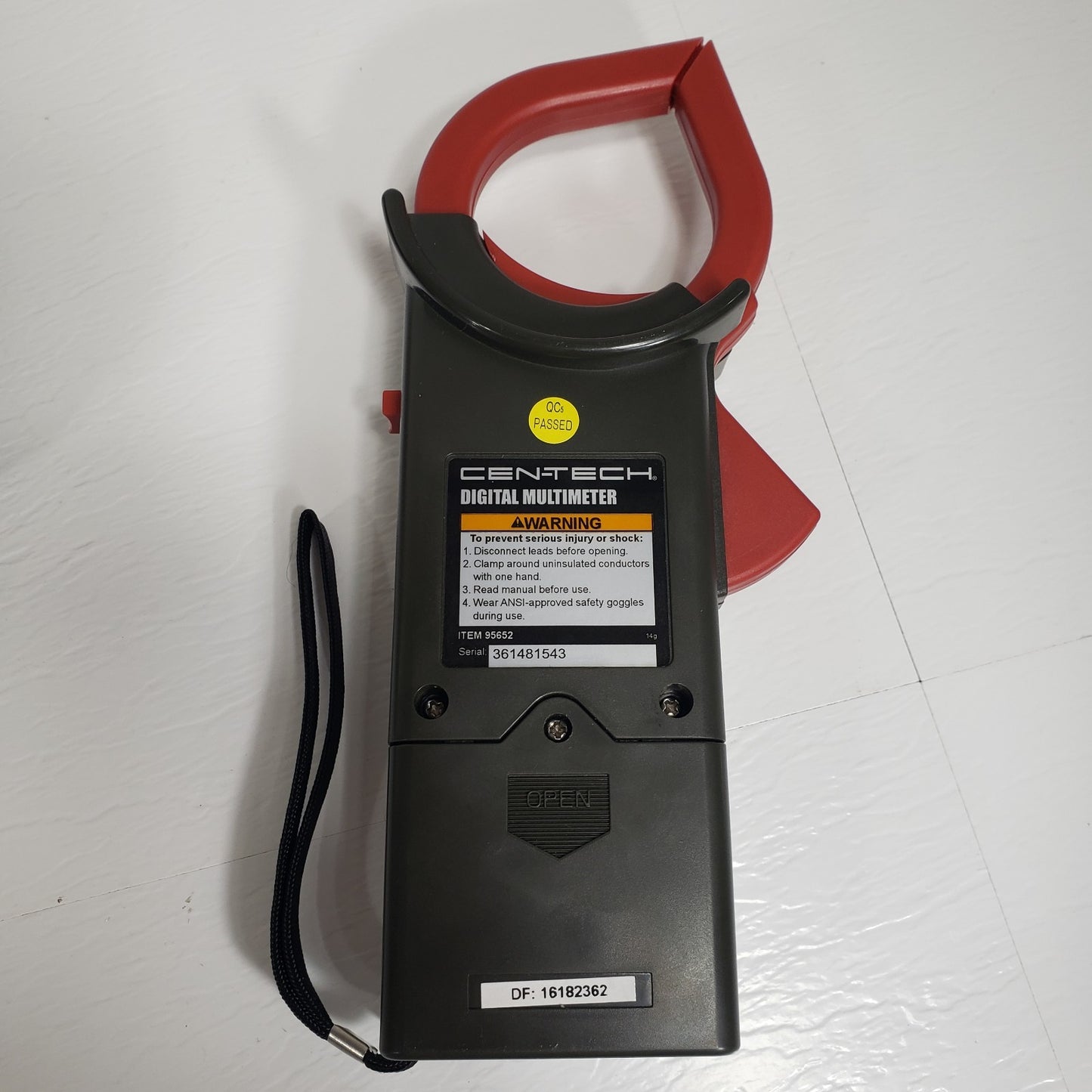 CEN-TECH 95652 Digital Clamp Meter With Original User Manual and Case