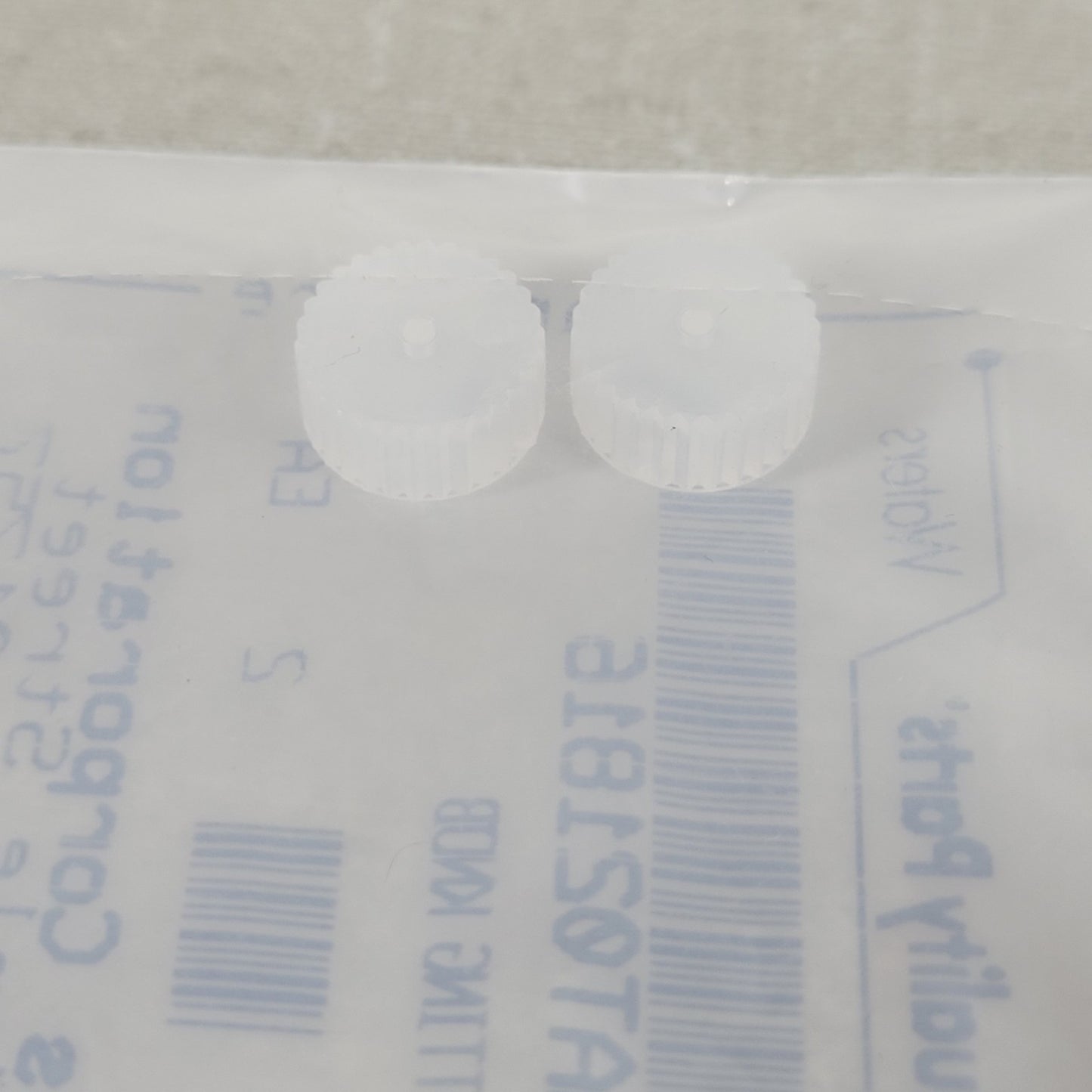Waters WAT021816 Finger-Tight Poly Knob Compression Fitting 2-Pack HPLC