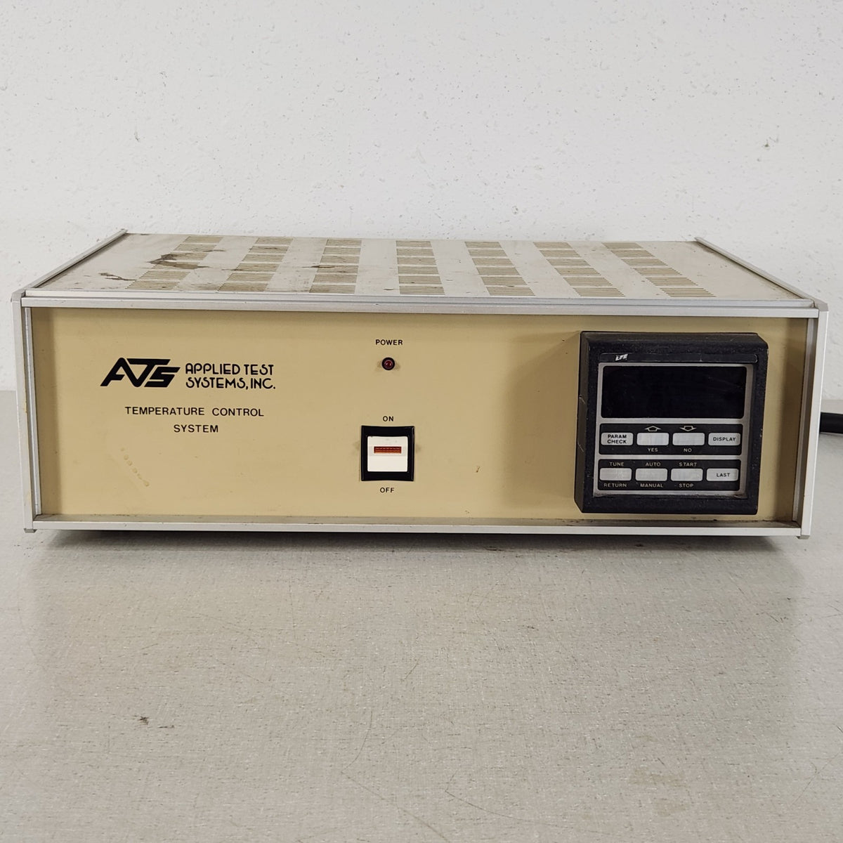 Applied Test Systems ATS 2010/HC Temperature Controller 20A 230VAC 391681-1-90