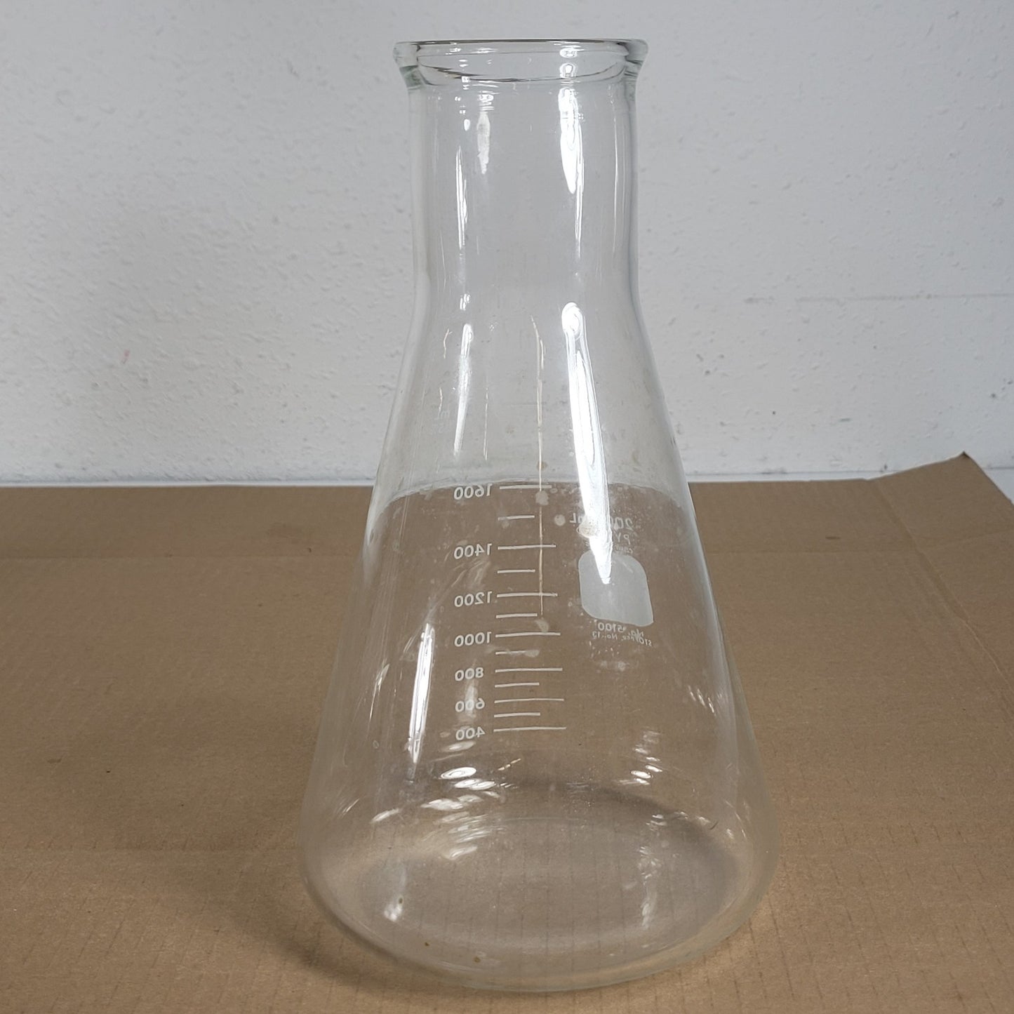 Corning Pyrex No. 5100 Glass 2000mL Erlenmeyer Flask w/Stopper Opening Size 13