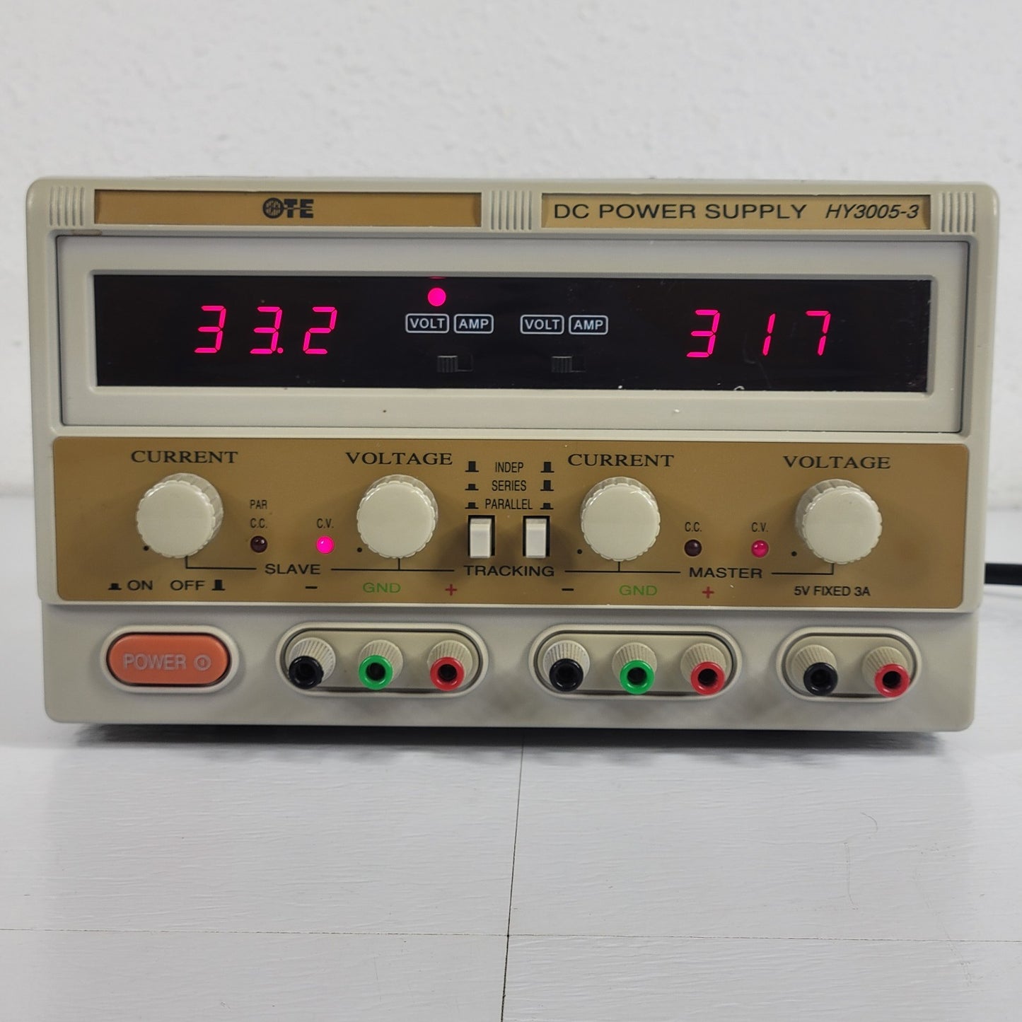 TESTED RSR HY3005-3 Triple Output Linear DC Bench Power Supply 2x30V 5A +5V