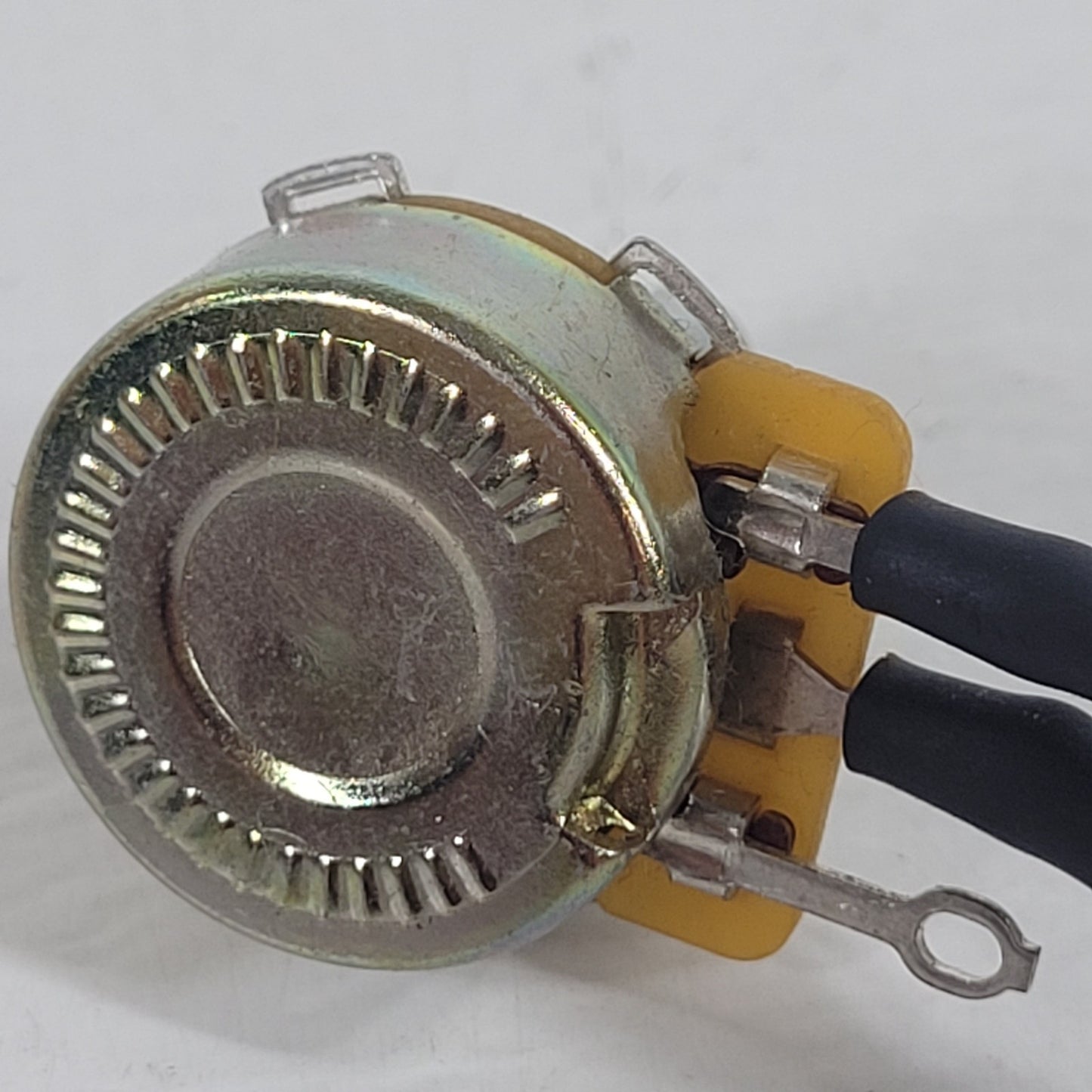 CTS 450S18355A Rotary Potentiometer D-Shaft w/ 2-Pin Wire Harness