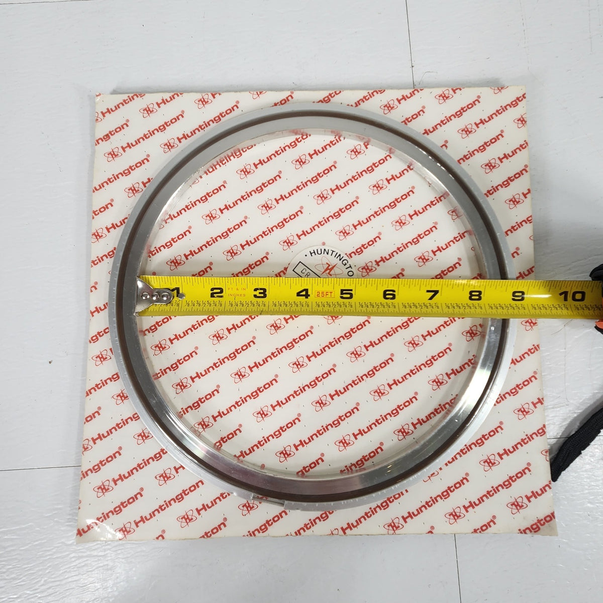 Huntington CR-800 ISO200 NW200 8" Vacuum Centering Ring Viton O-Ring