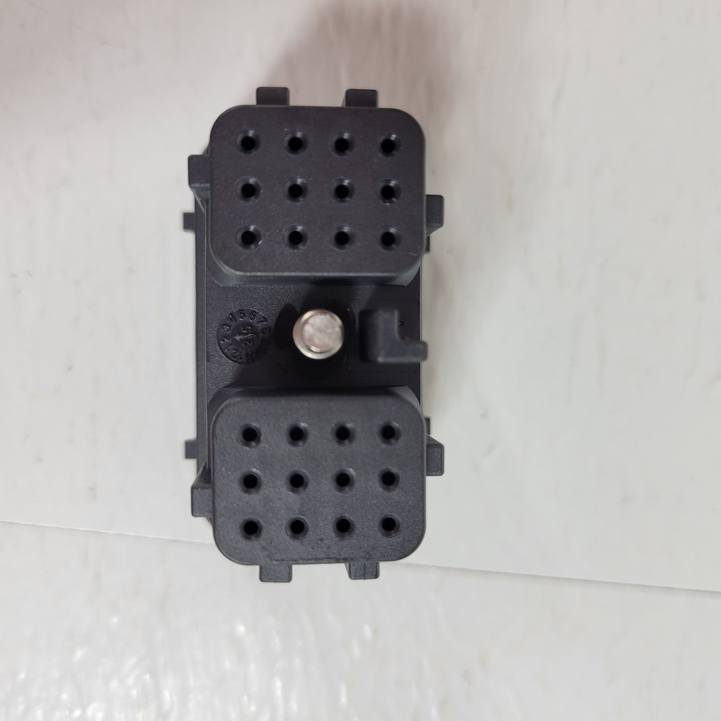 Amphenol SINE Systems 5 Count ARC26-24SA 24 Position Plug Jackscrew Black
