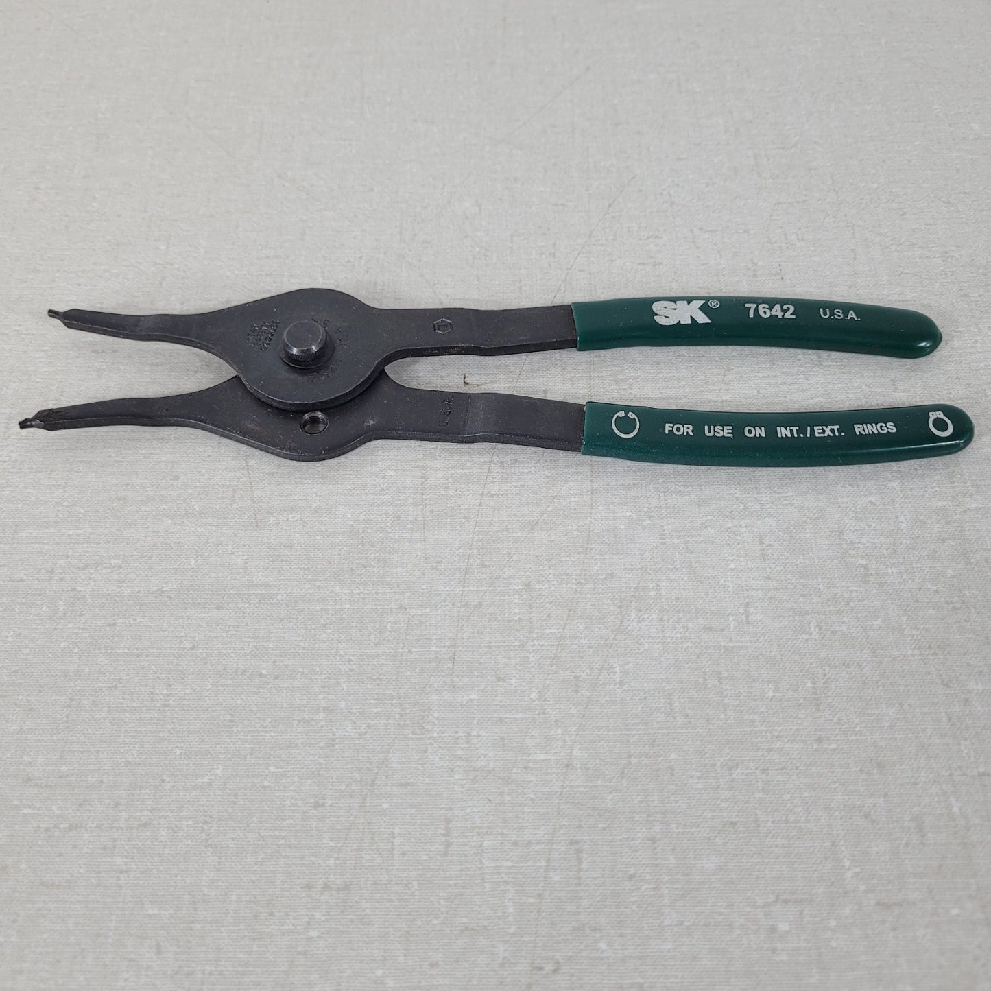 SK Tools 7642 .090in 0 Degree Convertible Retaining Snap Ring Pliers US