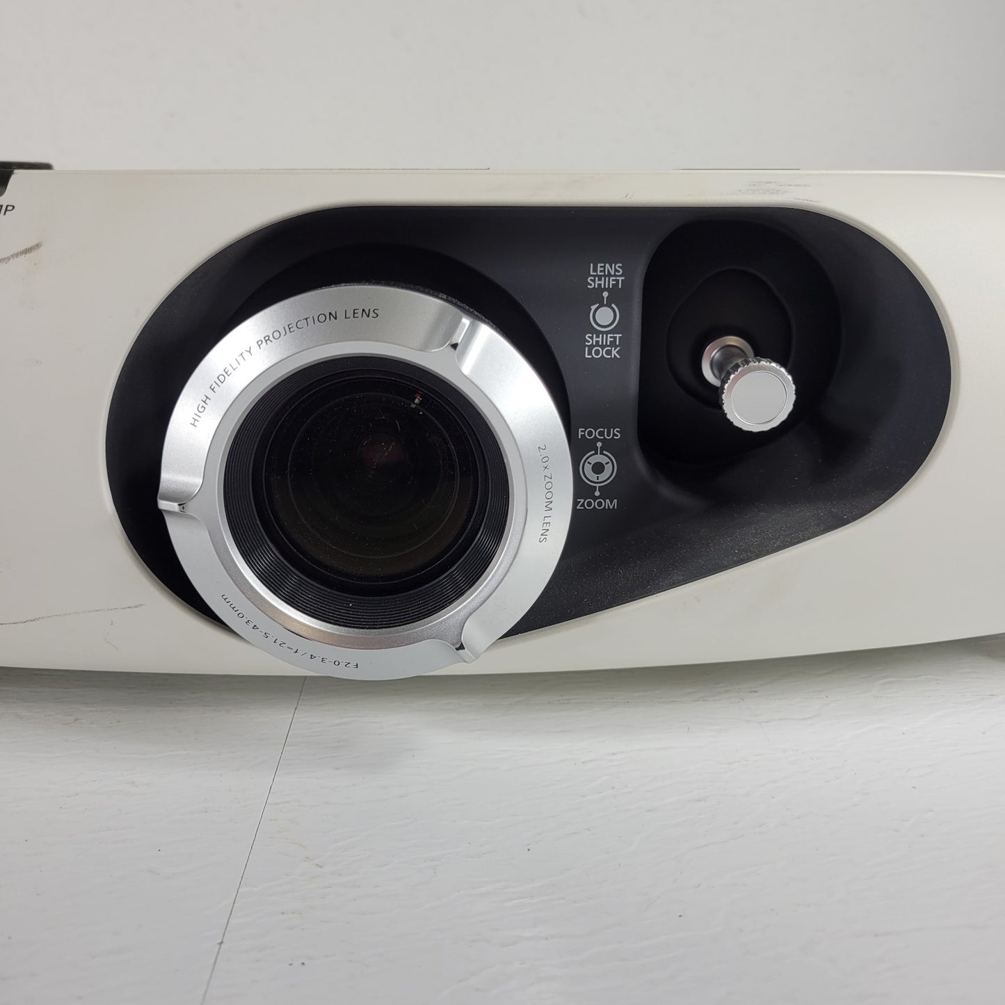 Tested 3395 Lamp Hours Panasonic PT-RZ370 Projector 1080p 3500 Lumen DLP HDMI