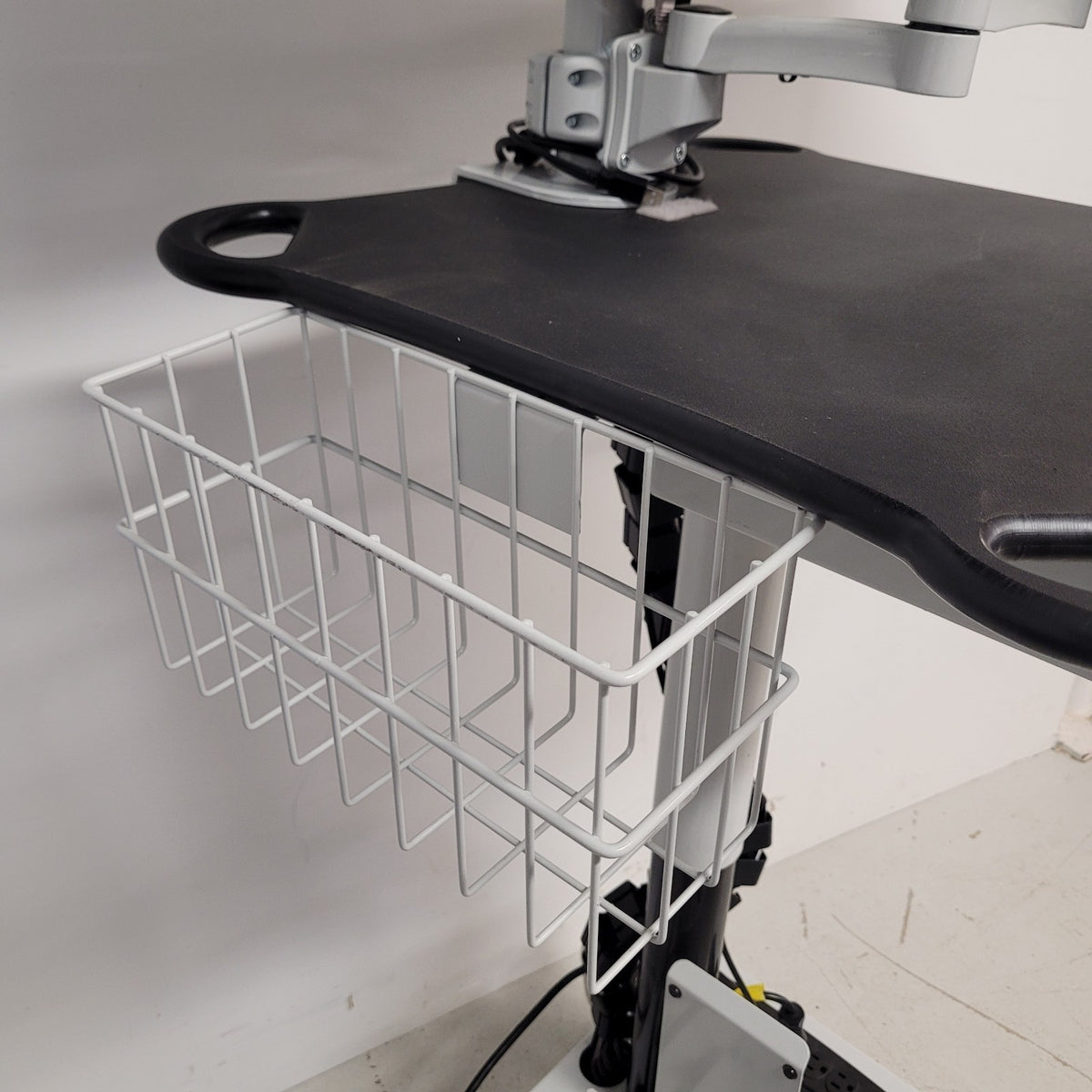 AFC Industries Medical Computer Cart Samsung DM32E 32in Monitor Tripp Lite UPS