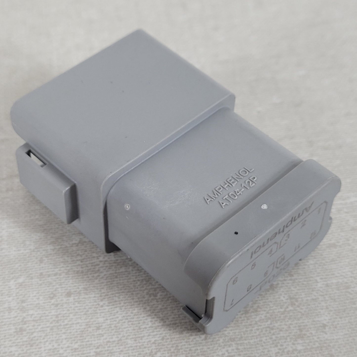 Lot of 4 Amphenol Sine AT04-12PA-P026 12-Way Bussed Receptacle DT04 Compatible