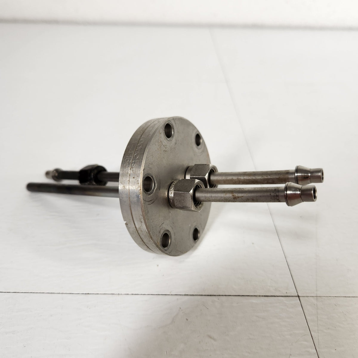 Nor-Cal LFT-150-2-025-4SW DN35CF 2.75" CF Dual 1/4" Swagelok Fluid Feedthrough