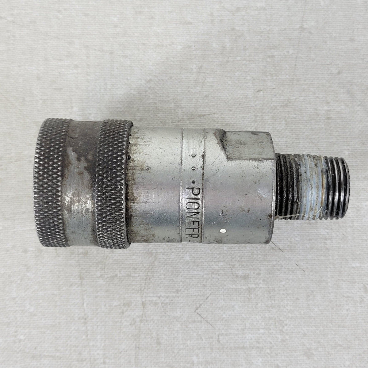 Parker Pioneer 4050-3 3/8" NPTF Hydraulic Quick Coupler Female Socket 3000 PSI