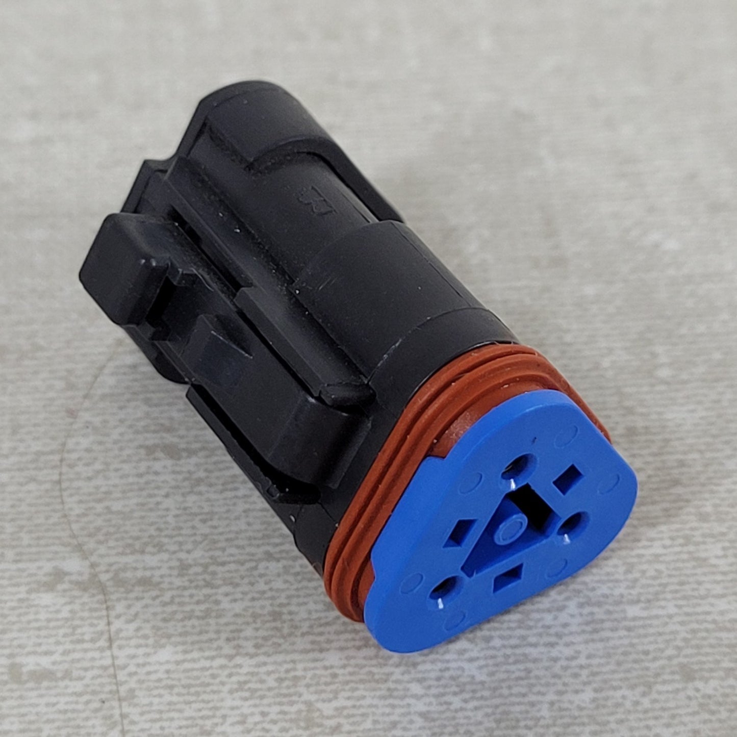 TE Connectivity DT06-3S-PP01 Deutsch DT 3-Way Plug Connector Housing