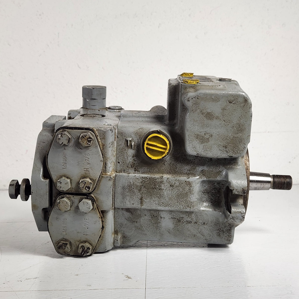 Bosch Rexroth AA10VG45DG2/10L-NXC60F43SS 45cc Piston Pump UNTESTED