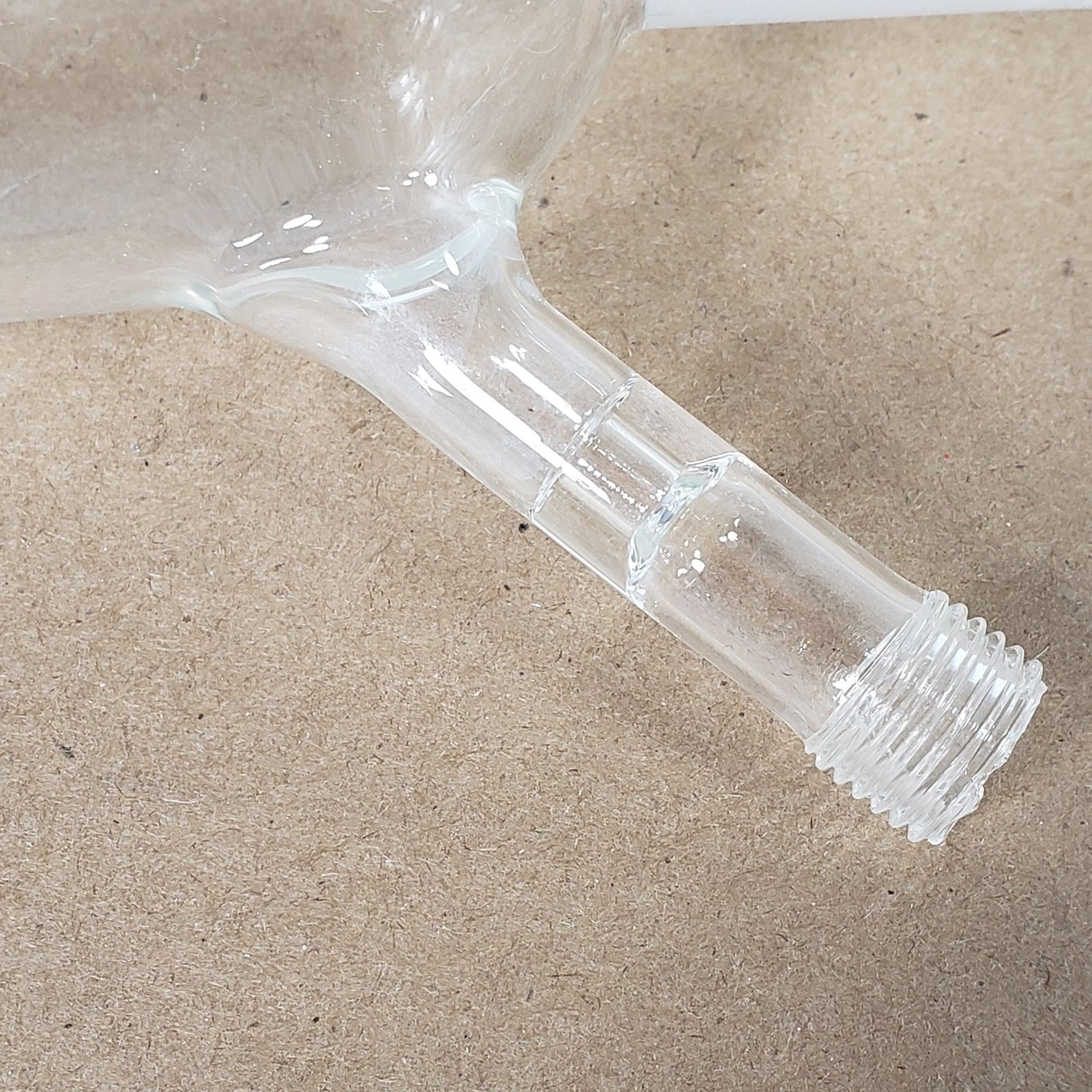 Chipped Chemglass AF-0548-02 200mL Addition Funnel 24/40 Joint Size Med Frit