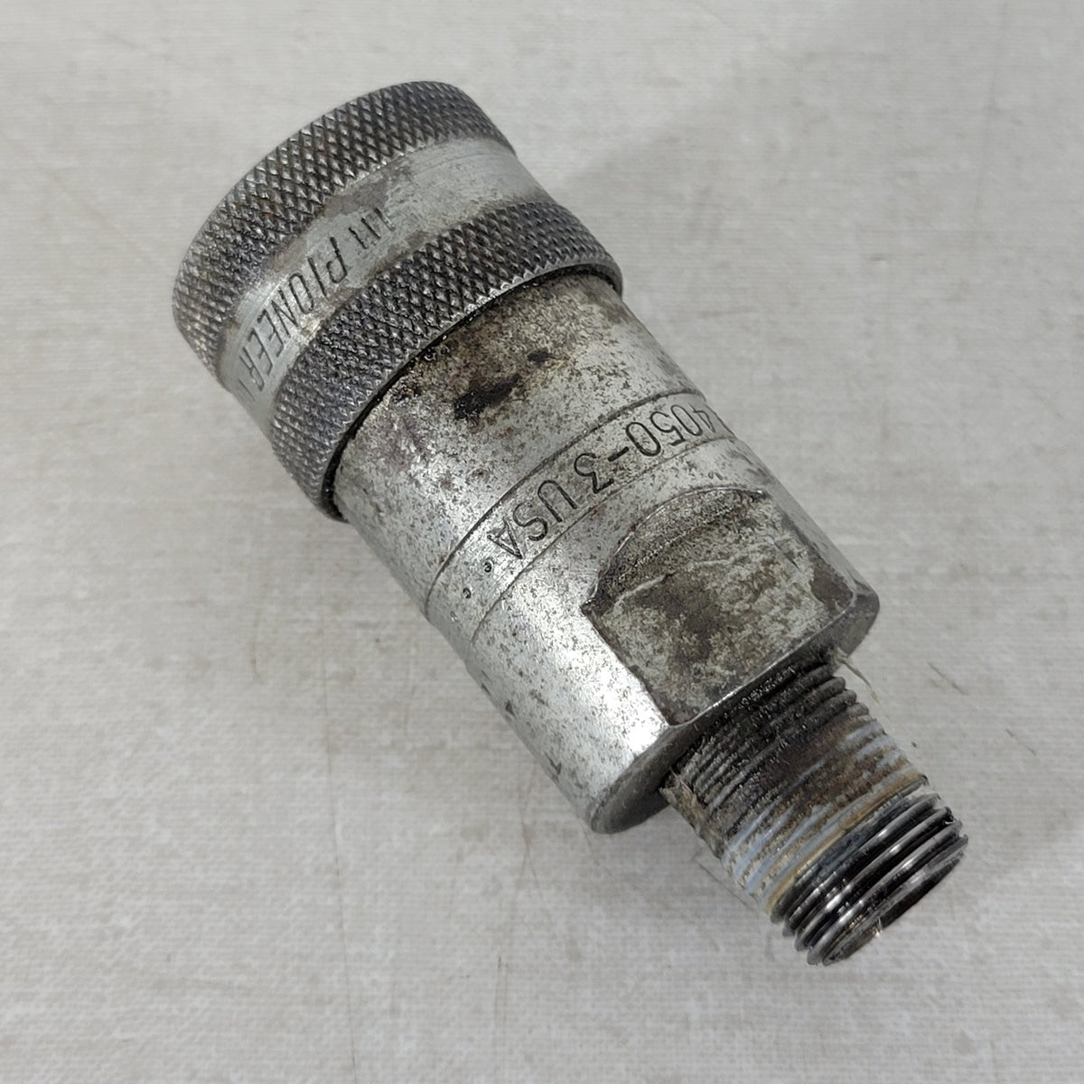 Parker Pioneer 4050-3 3/8" NPTF Hydraulic Quick Coupler Female Socket 3000 PSI