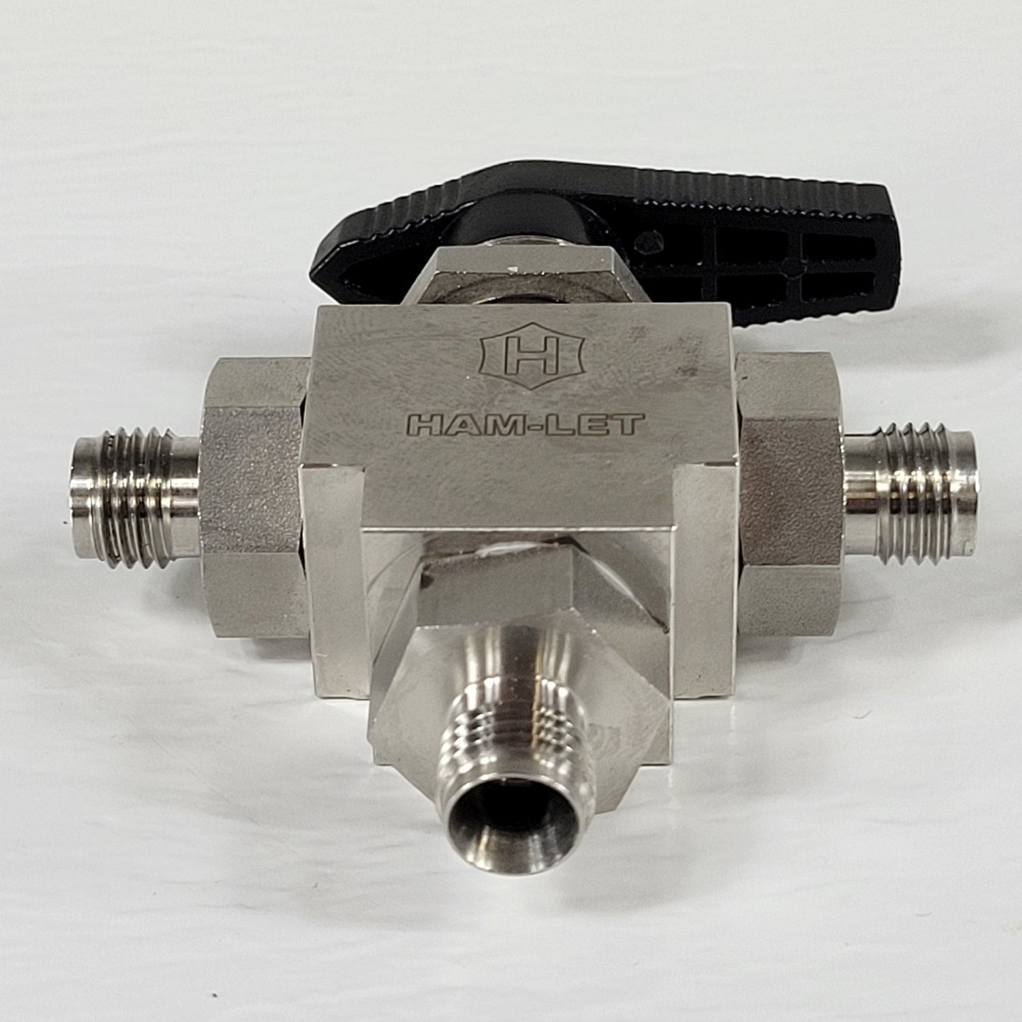 Ham-Let H6800SSL T-Flow 3-Way 1/4" Compression Fittings Ball Valve 316 Steel