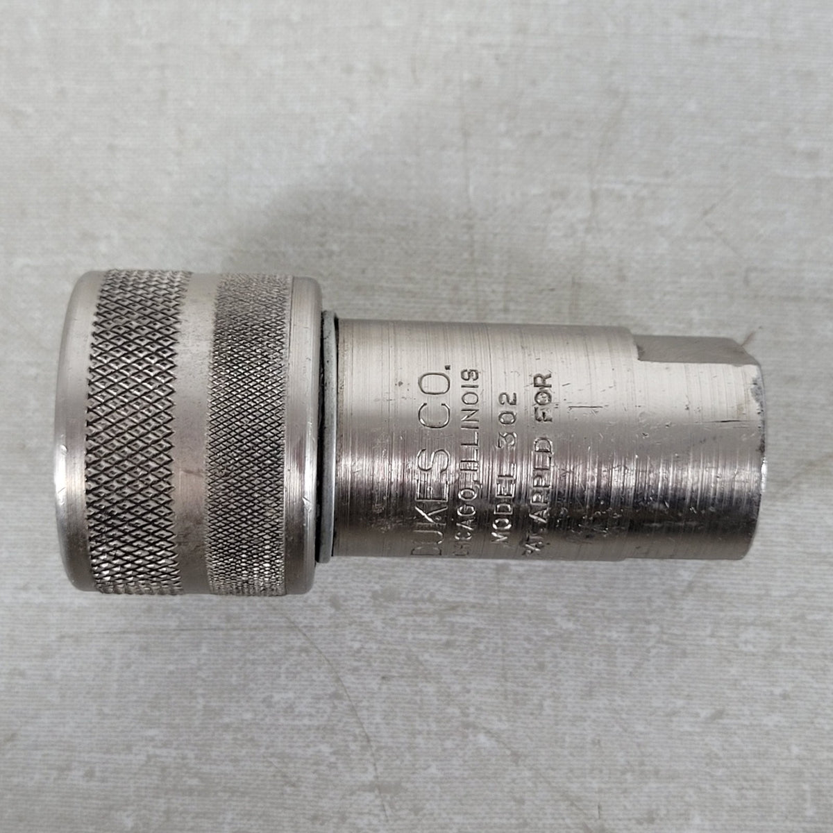 DUKES Model 302 1/2" Female NPT Hydraulic Quick Coupler Industrial