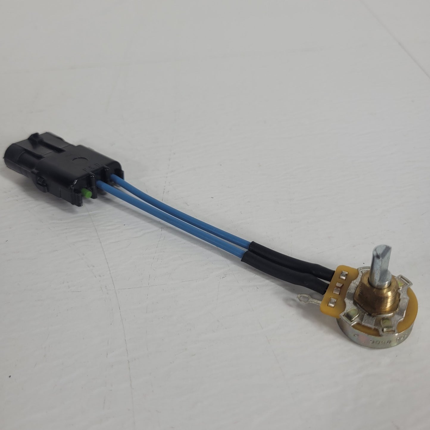 CTS 450S18355A Rotary Potentiometer D-Shaft w/ 2-Pin Wire Harness