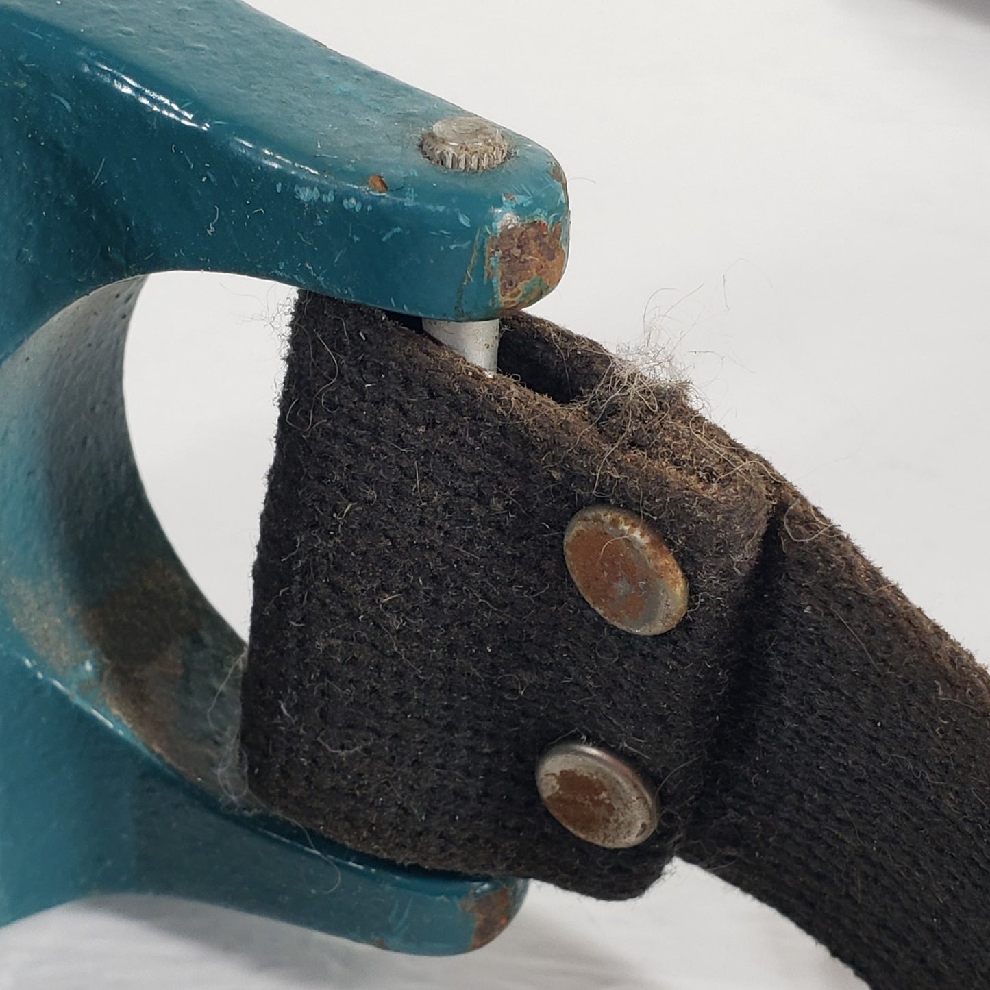 FISHER Double Mount Gas Cylinder Bracket Tank Holder w/ Clamp Restraint, Blue