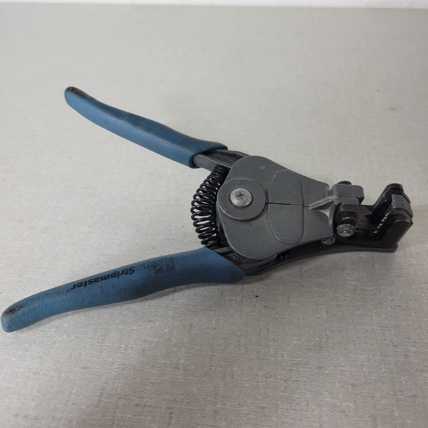 IDEAL 45-090 Stripmaster Automatic Wire Stripper 8-12 AWG 6-1/2" USA