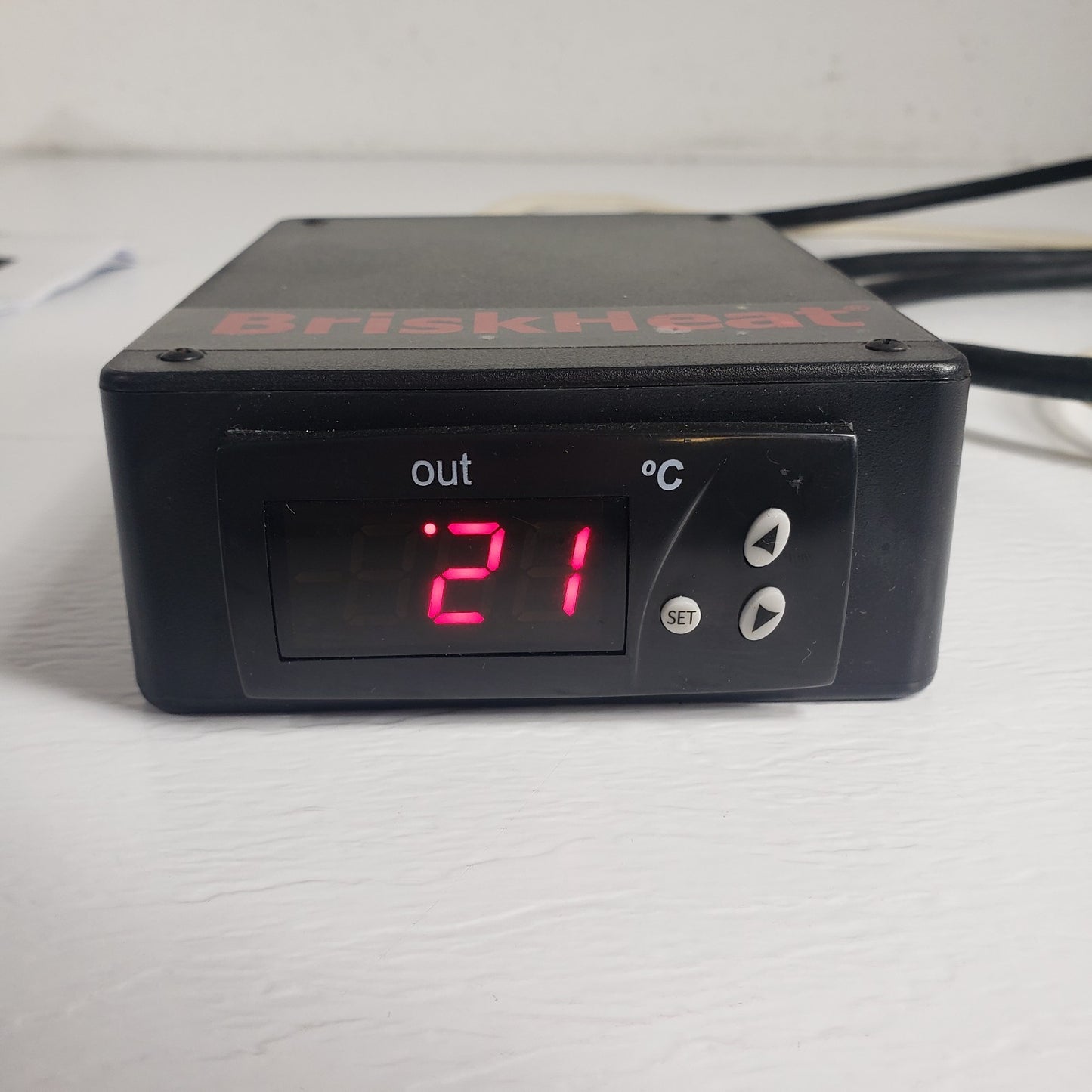 BRISKHEAT SDC120KCA Benchtop Digital Temp Controller 0-600⁰ Celsius w/ Manual