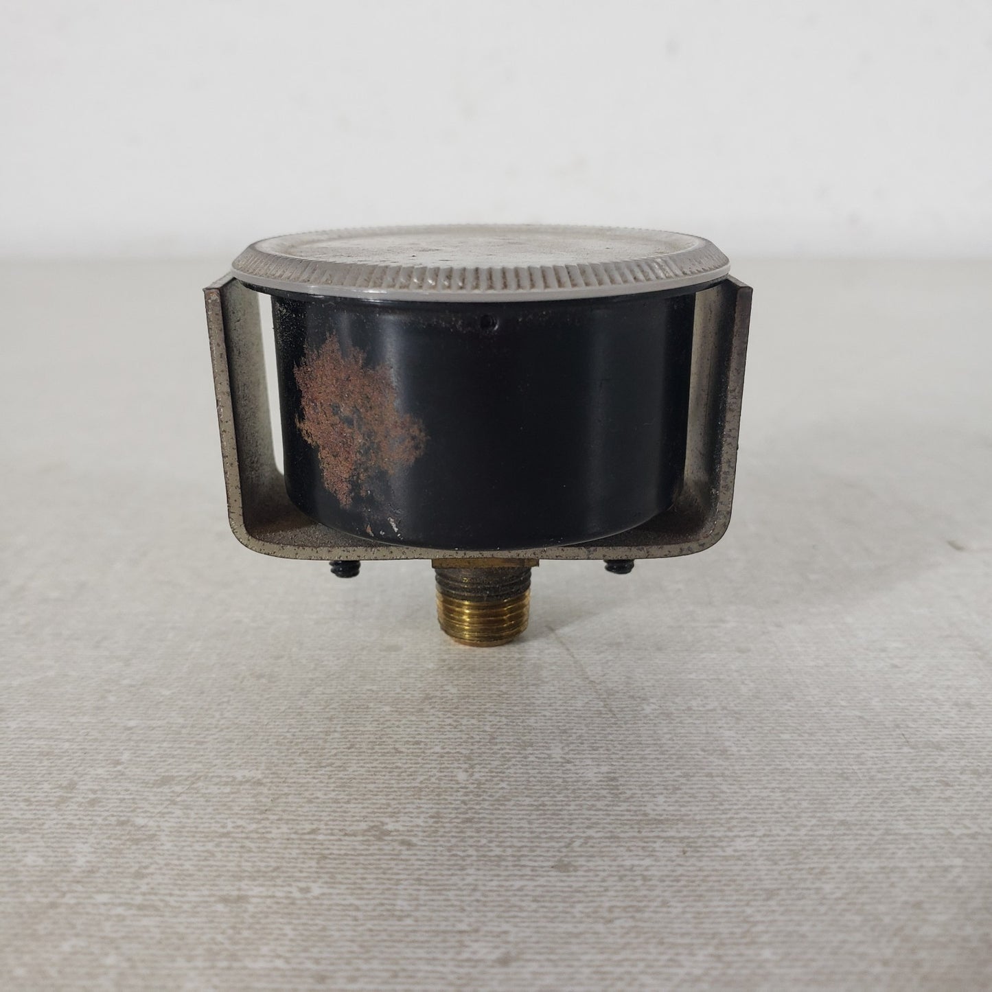 ASHCROFT Pressure Gauge Bronze Tube, Brass Socket Soldered, 0-30 psi Gauge