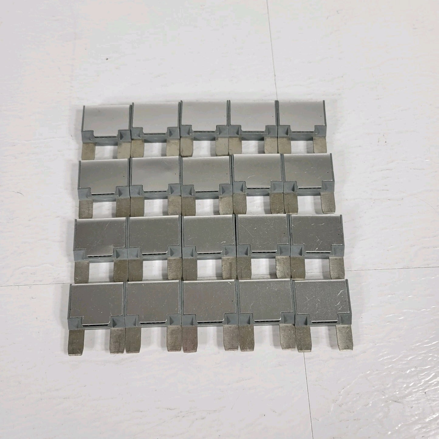 Waytek 20 Count 46675 Circuit Breaker 30 AMP Type 1 MaxI 19430-01M 24V T10-1